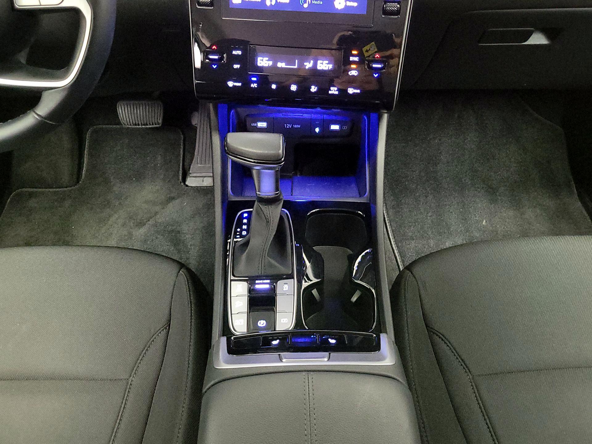 Thumbnail: 2022 Hyundai Tucson - 17