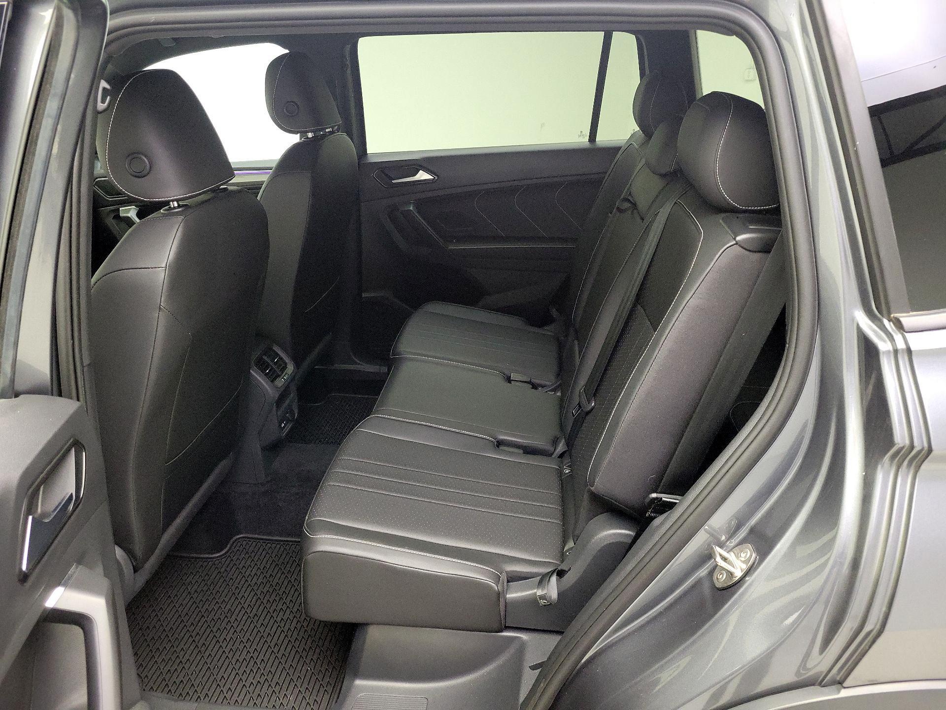 Thumbnail: 2023 Volkswagen Tiguan - 20