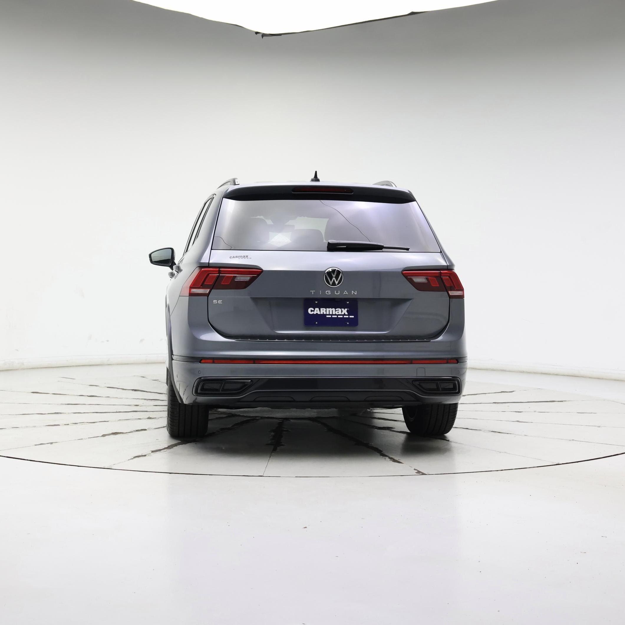 Thumbnail: 2023 Volkswagen Tiguan - 6