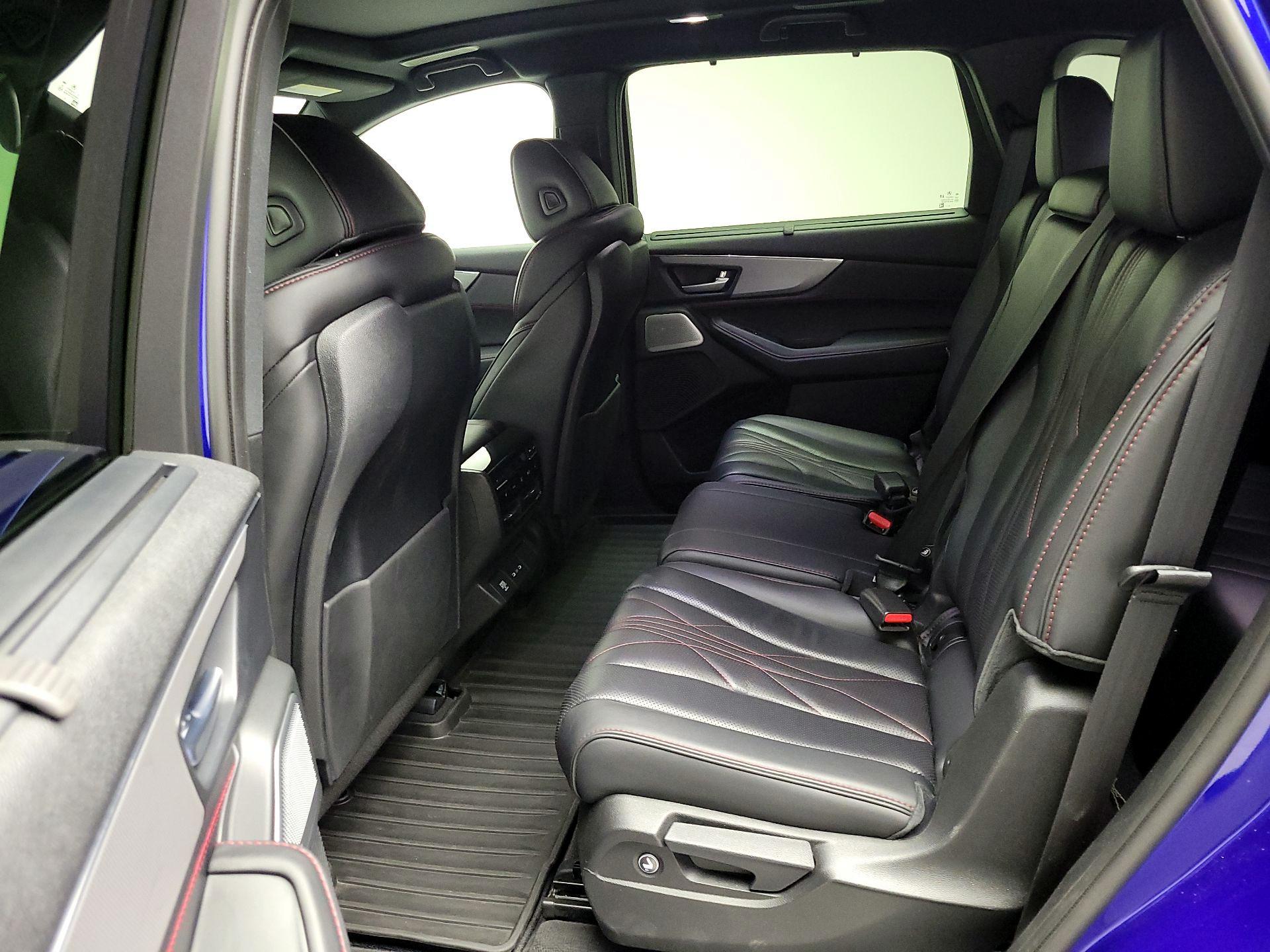 Thumbnail: 2025 Acura MDX - 20