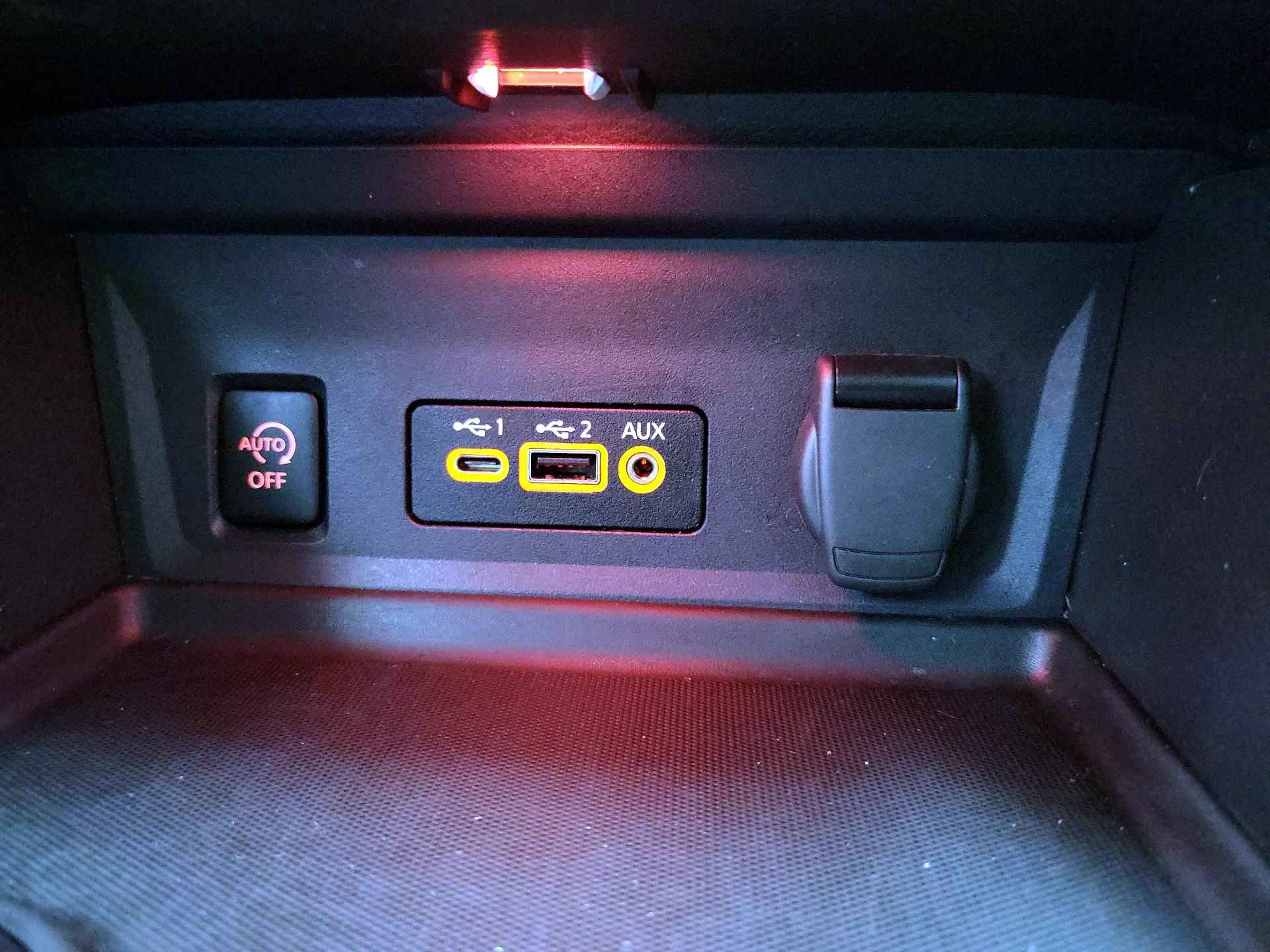 Thumbnail: 2024 Nissan Sentra - 18