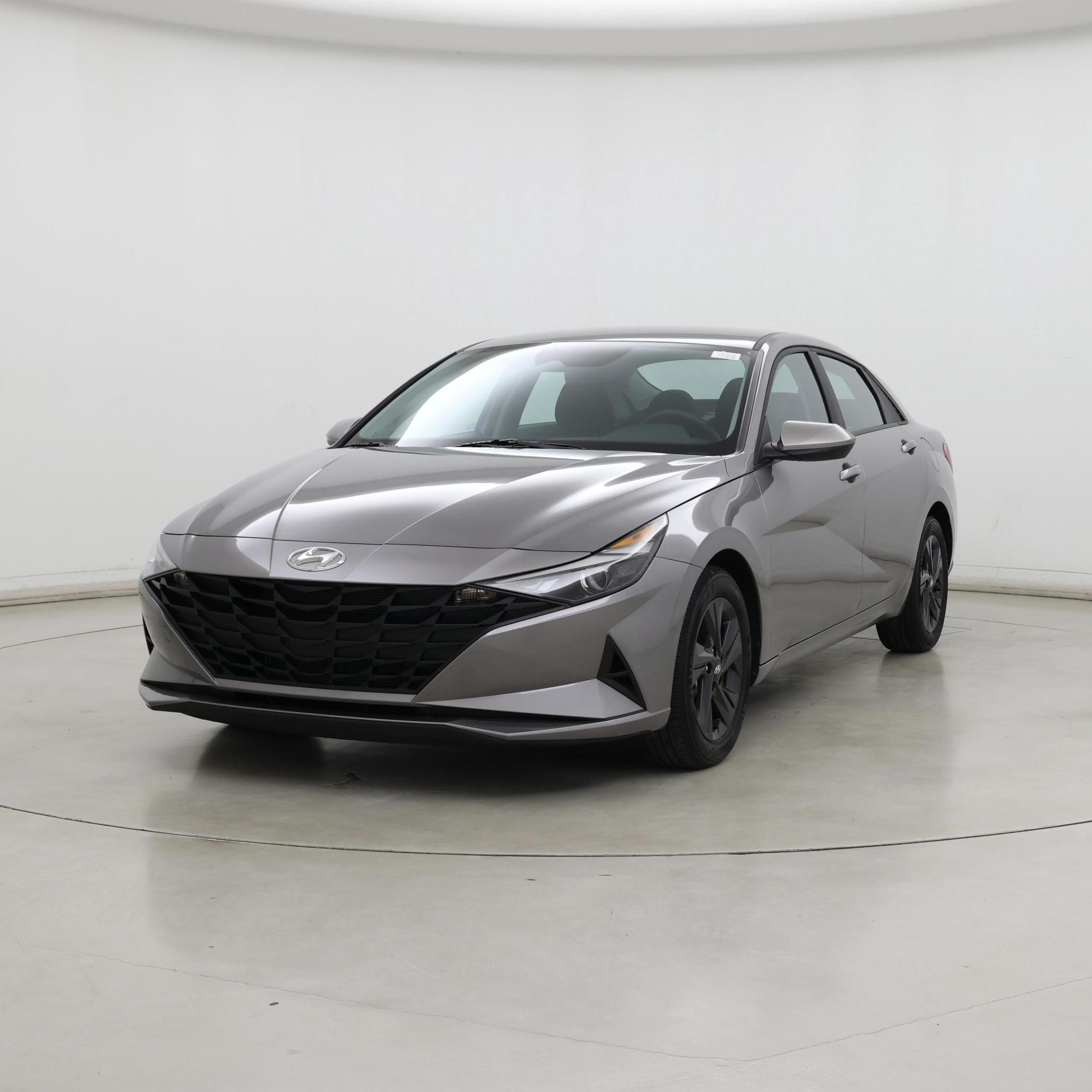 Thumbnail: 2023 Hyundai Elantra - 4