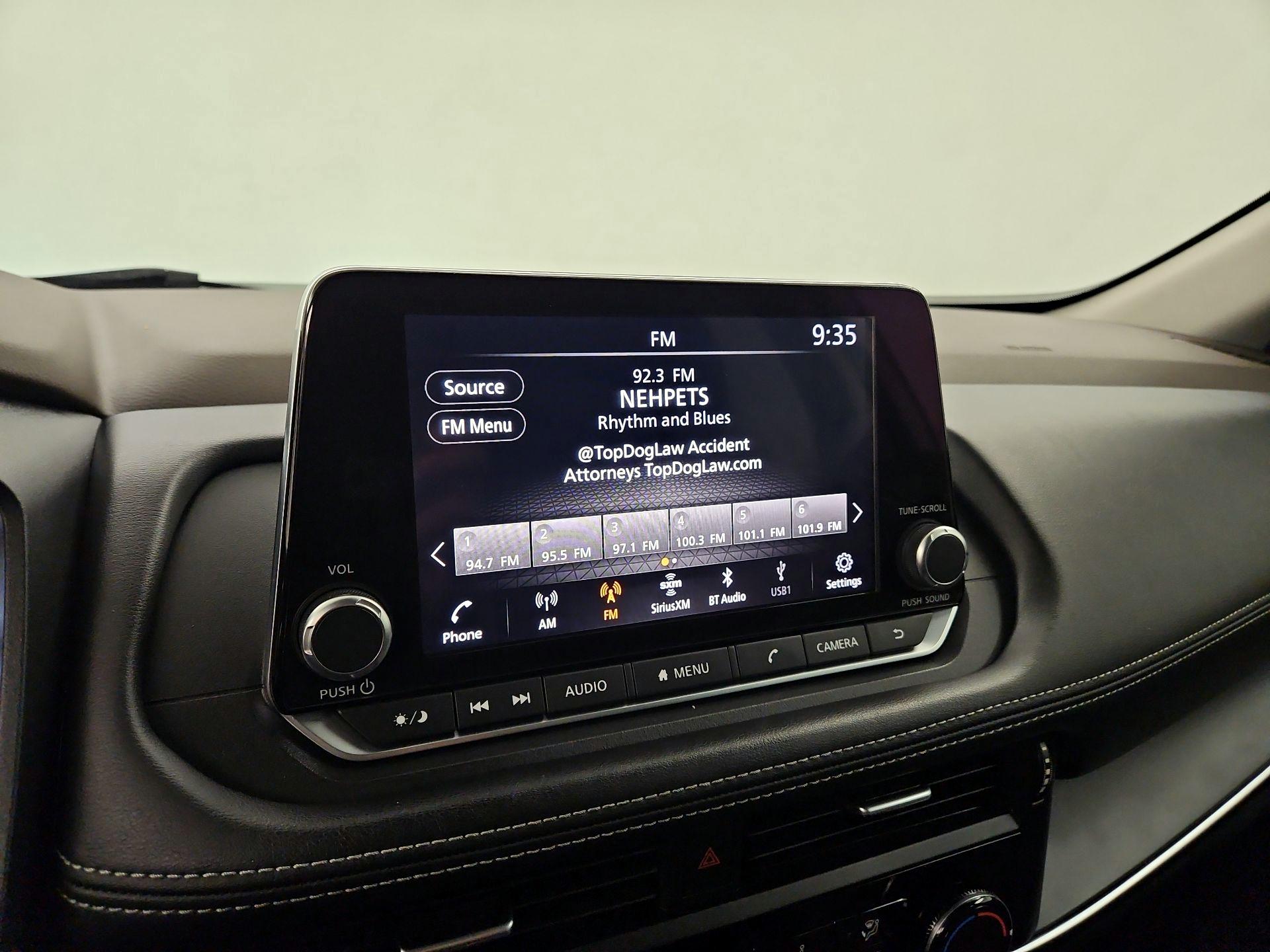 Thumbnail: 2022 Nissan Rogue - 15