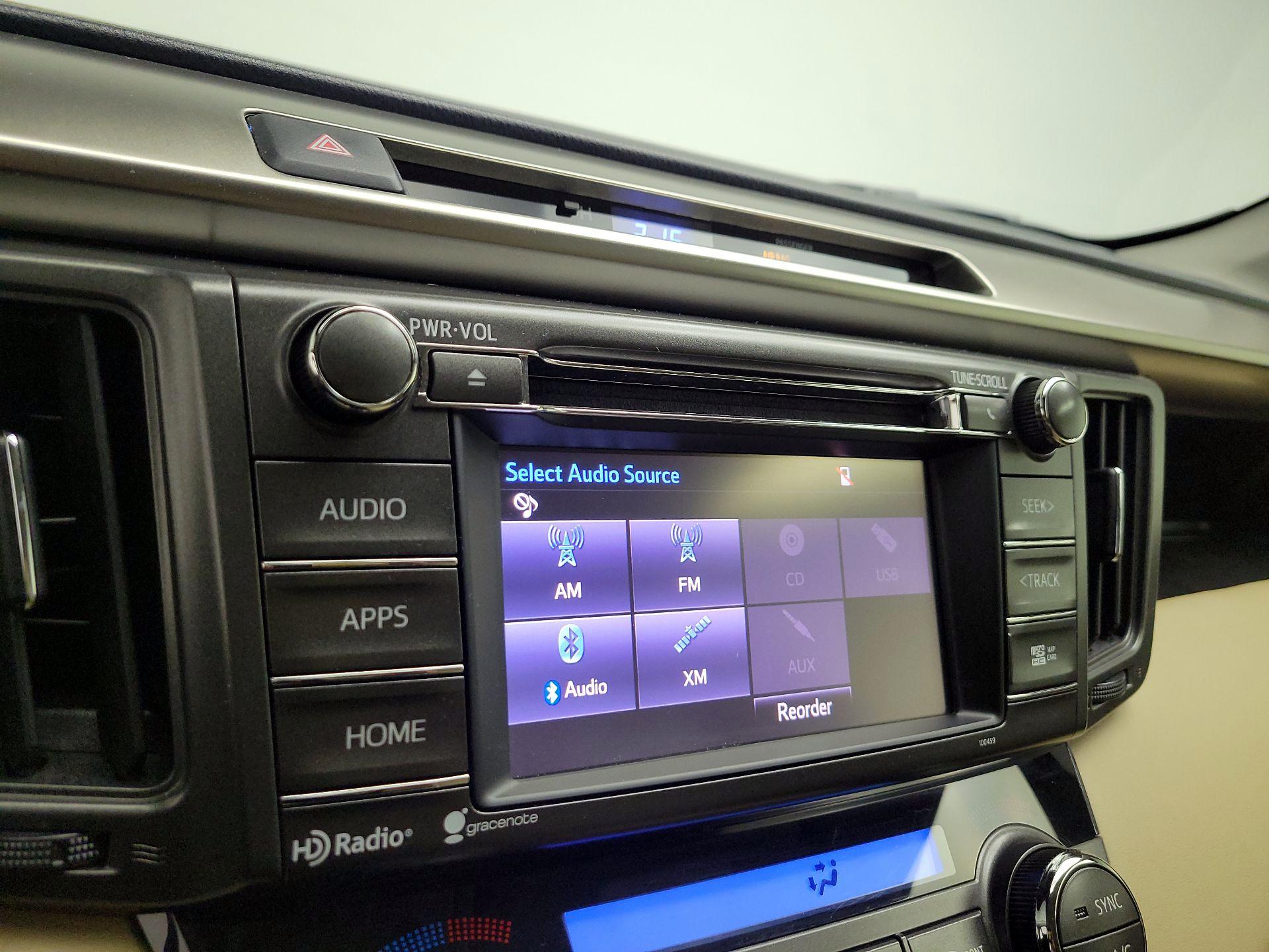 Thumbnail: 2015 Toyota RAV4 - 15