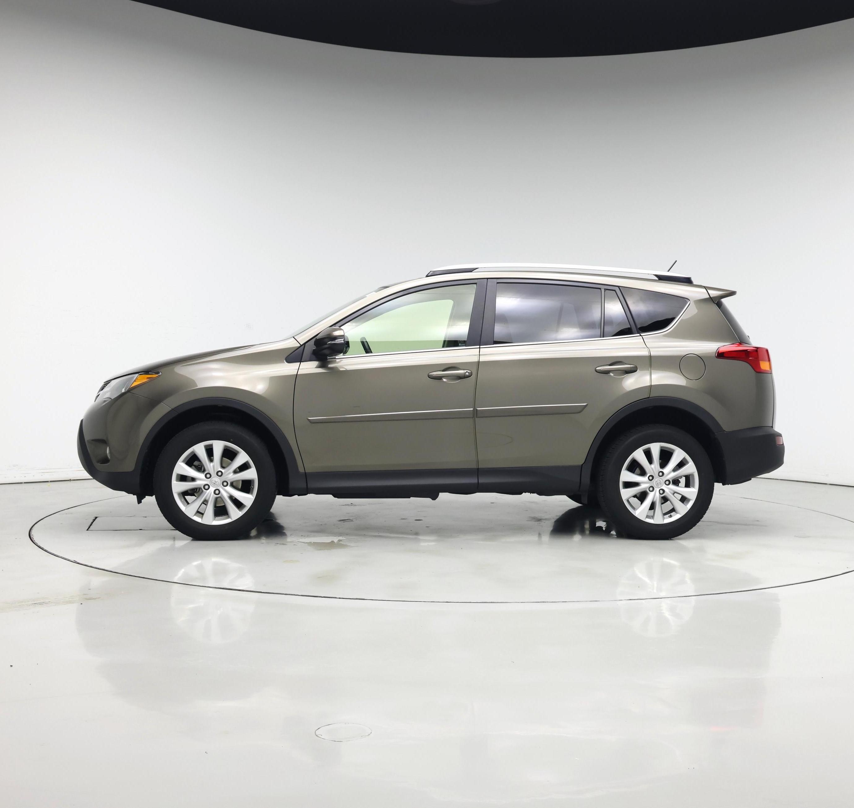 Thumbnail: 2015 Toyota RAV4 - 3