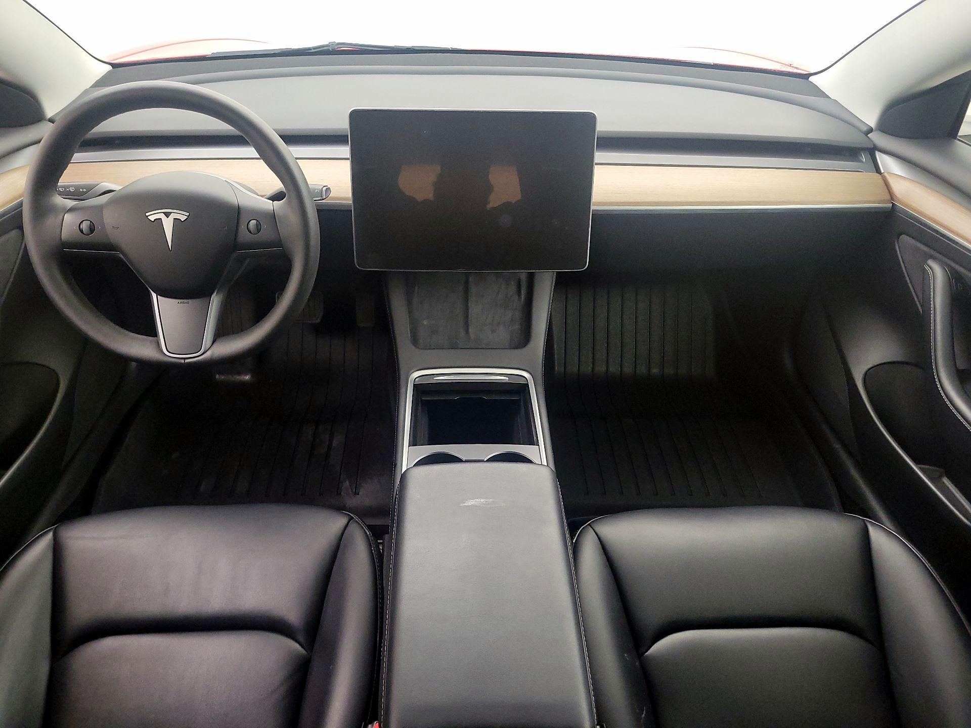 Thumbnail: 2023 Tesla Model 3 - 9