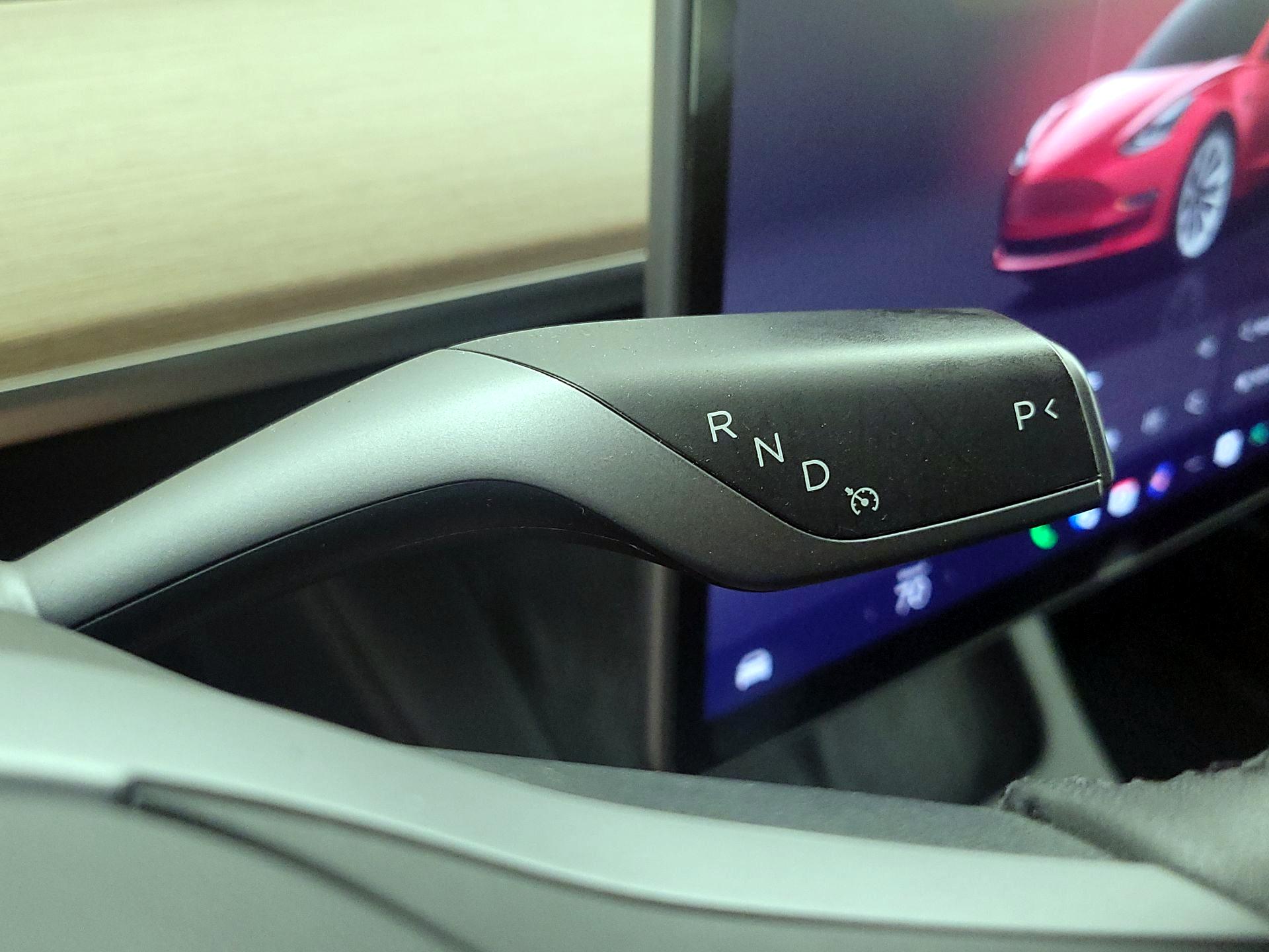 Thumbnail: 2023 Tesla Model 3 - 17