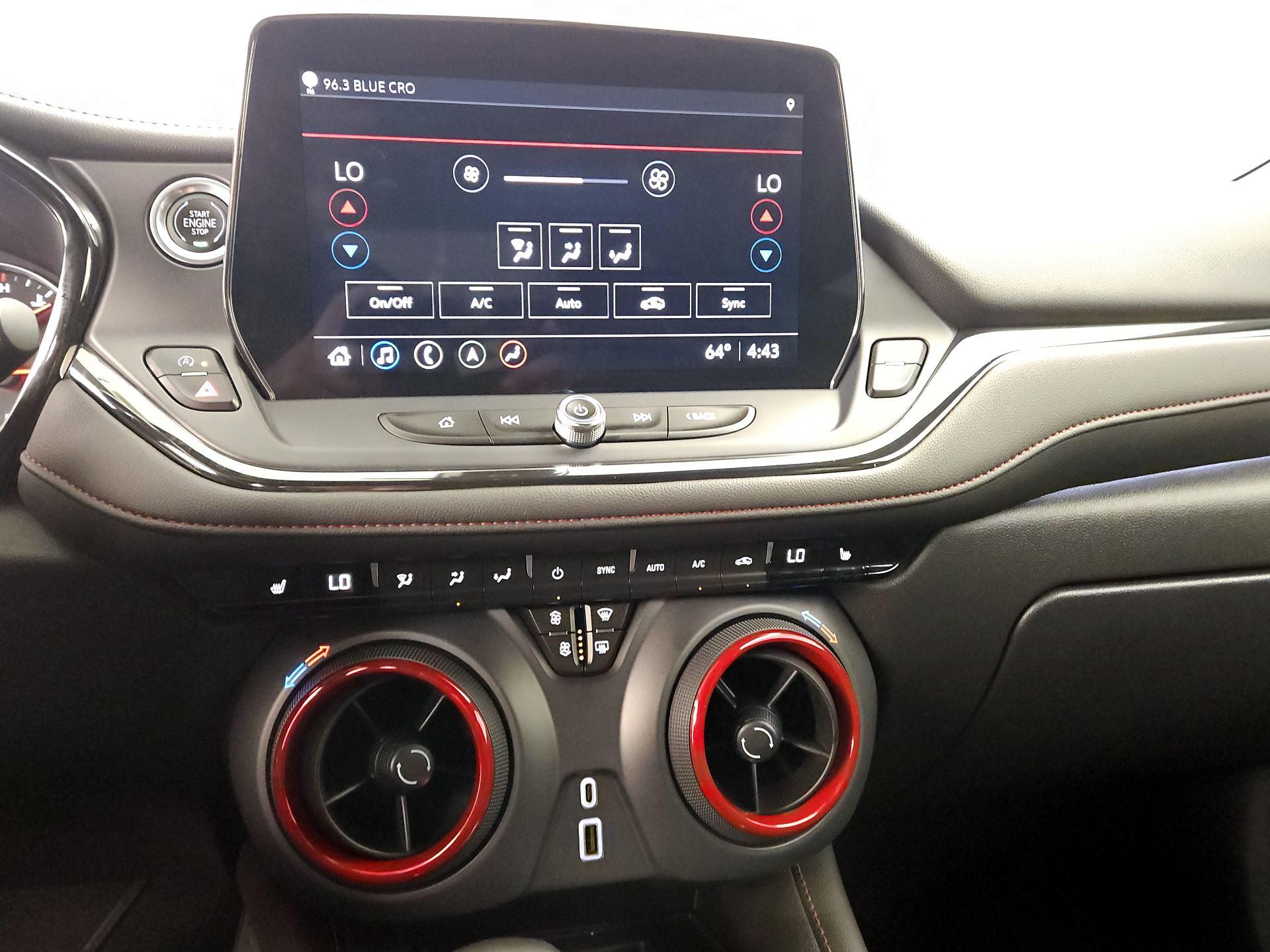 Thumbnail: 2023 Chevrolet Blazer - 17