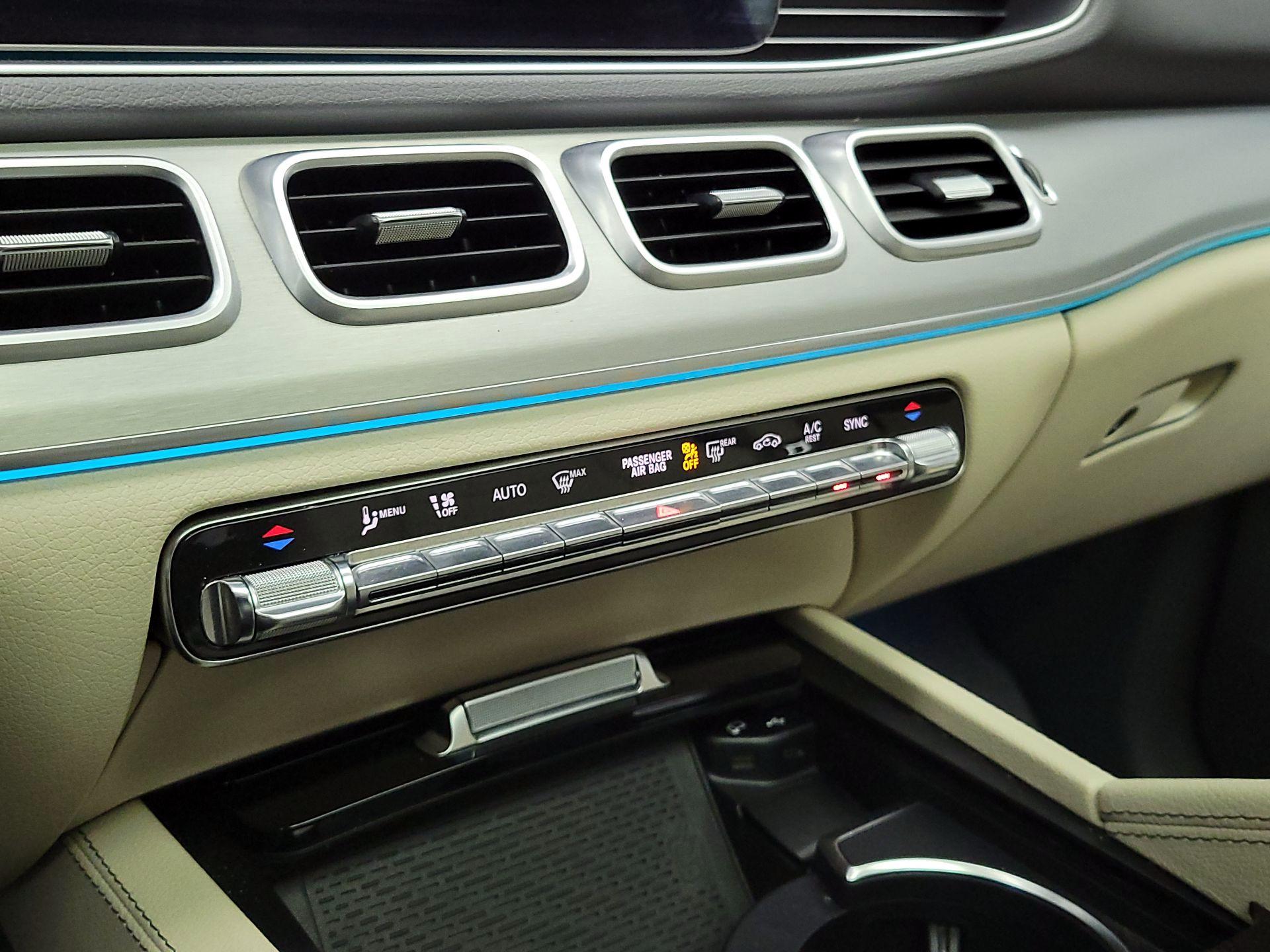 Thumbnail: 2020 Mercedes-Benz GLE - 17