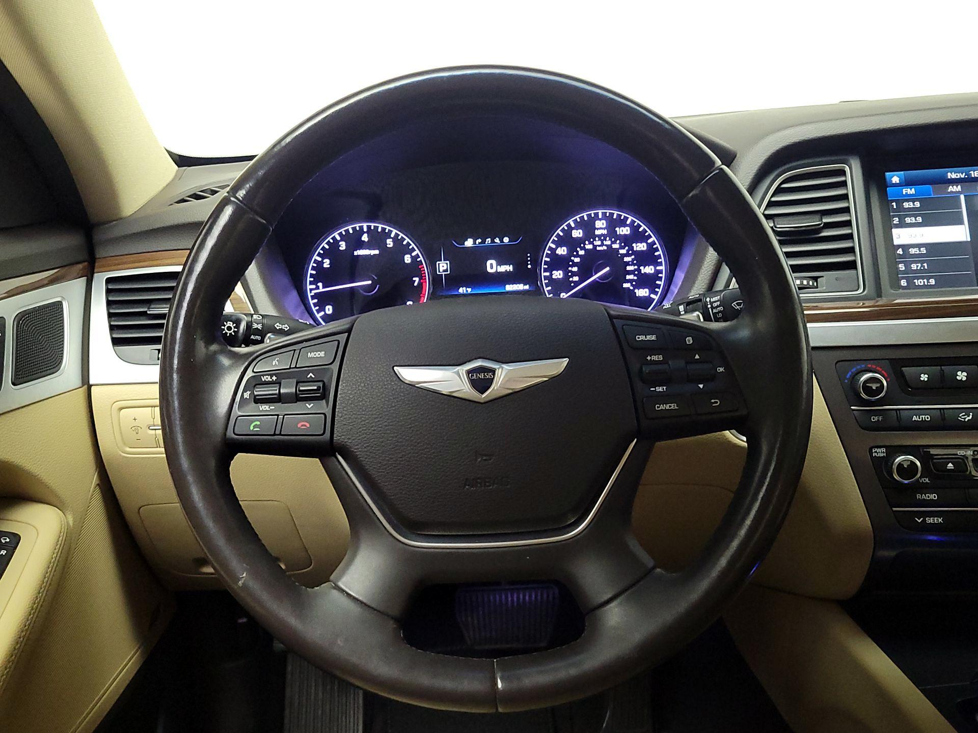 Thumbnail: 2015 Hyundai Genesis - 10