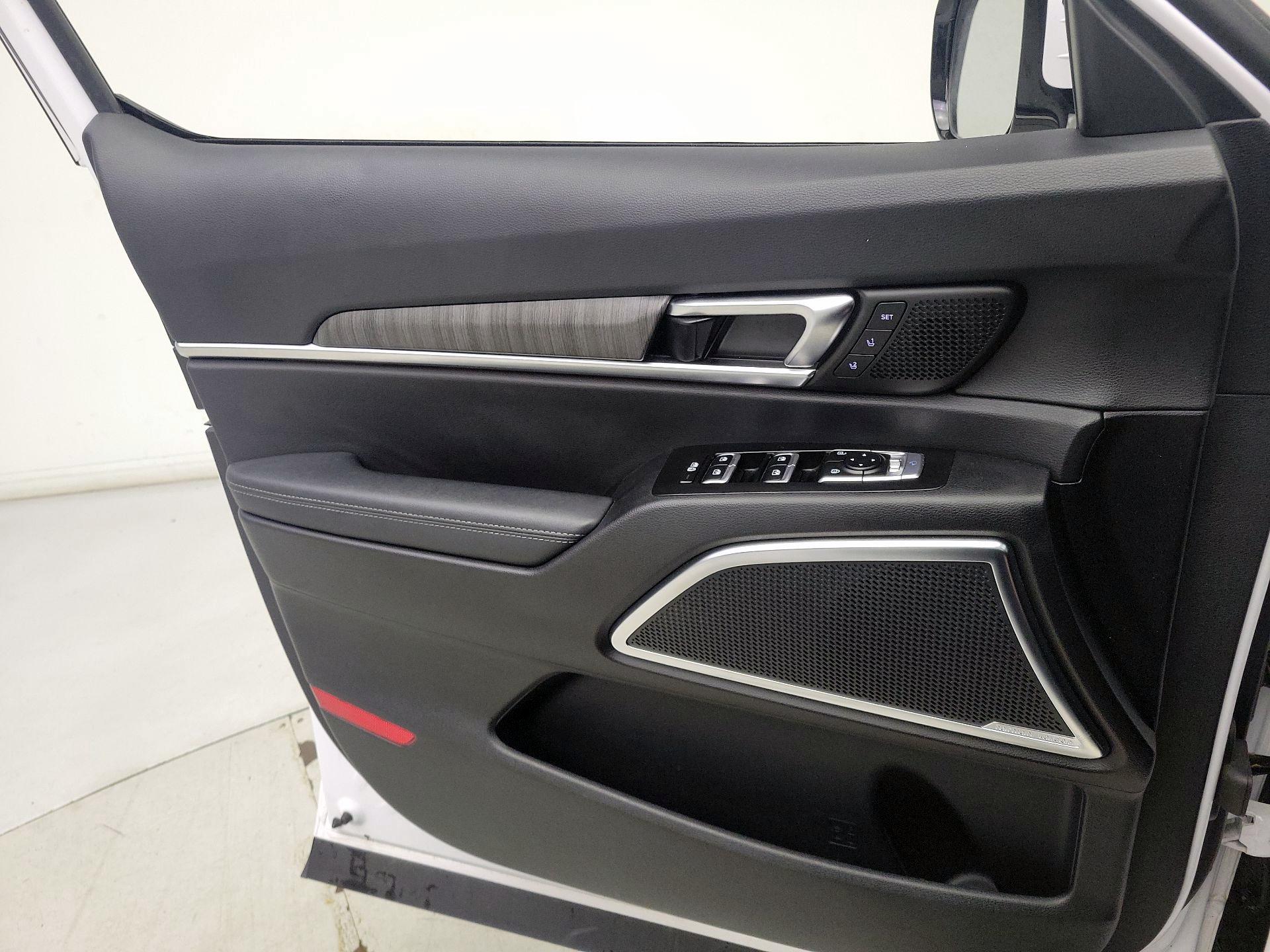 Thumbnail: 2024 Kia Telluride - 12