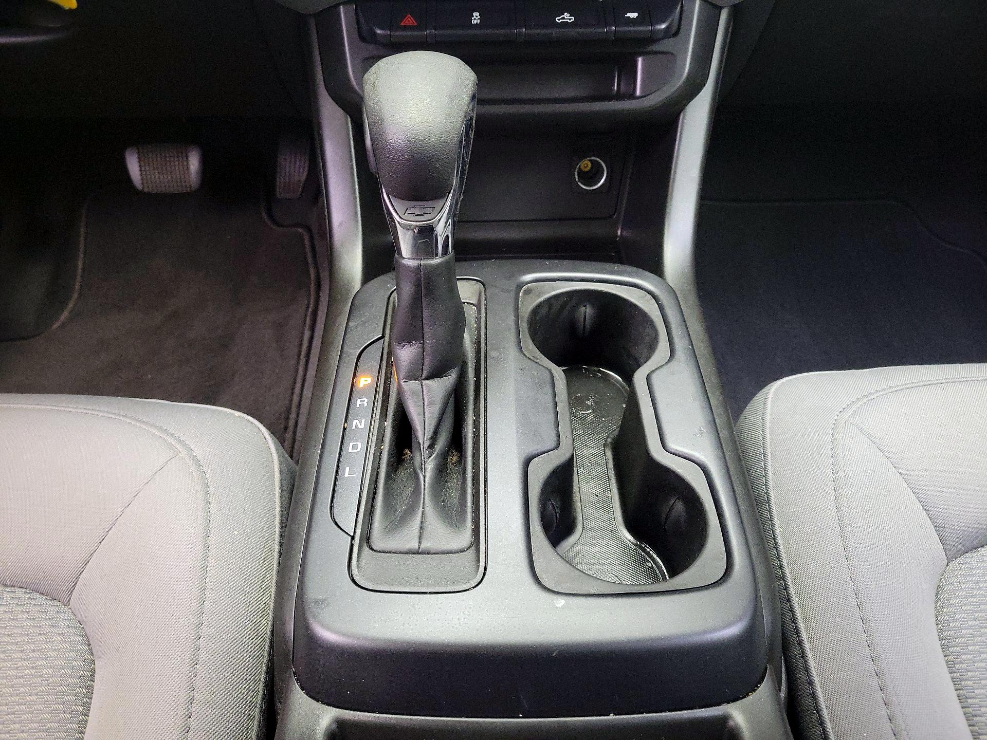 Thumbnail: 2022 Chevrolet Colorado - 17