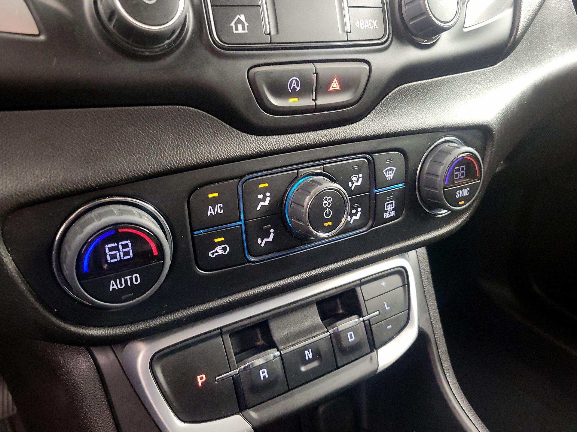 Thumbnail: 2024 GMC Terrain - 16