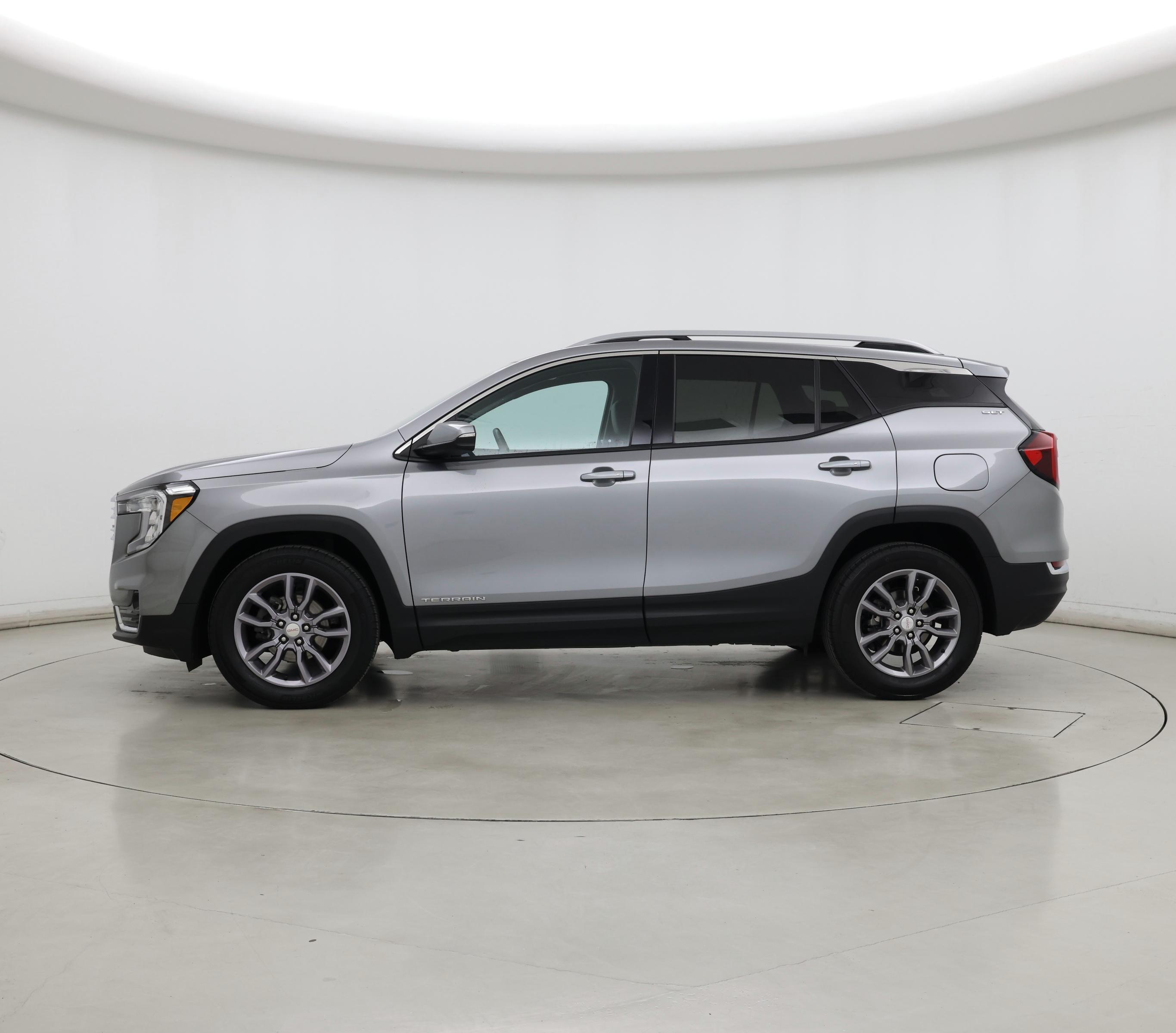 Thumbnail: 2024 GMC Terrain - 3