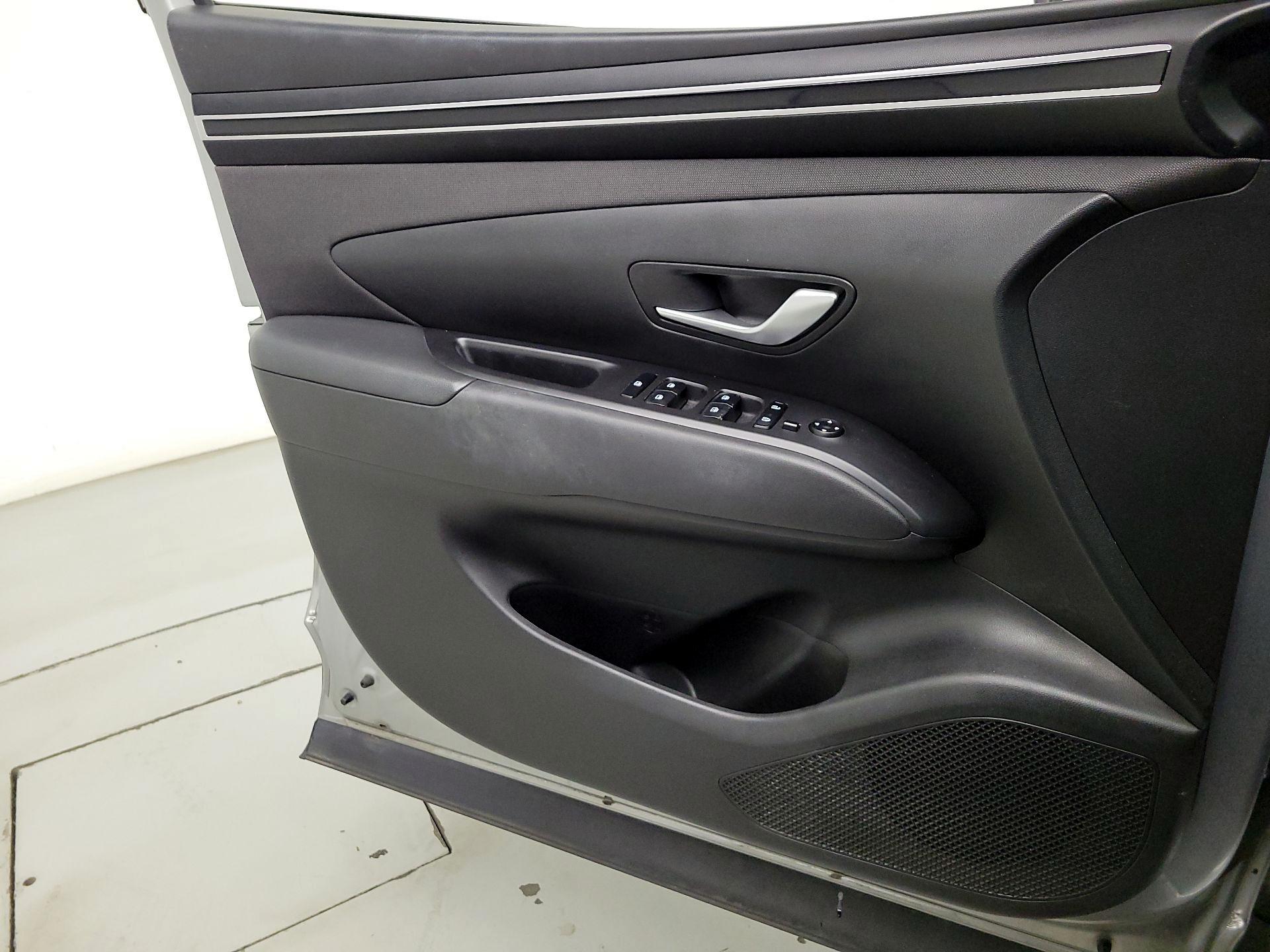 Thumbnail: 2023 Hyundai Tucson - 12