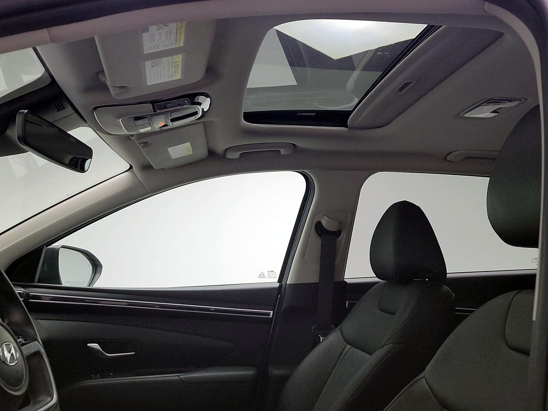 Thumbnail: 2023 Hyundai Tucson - 19