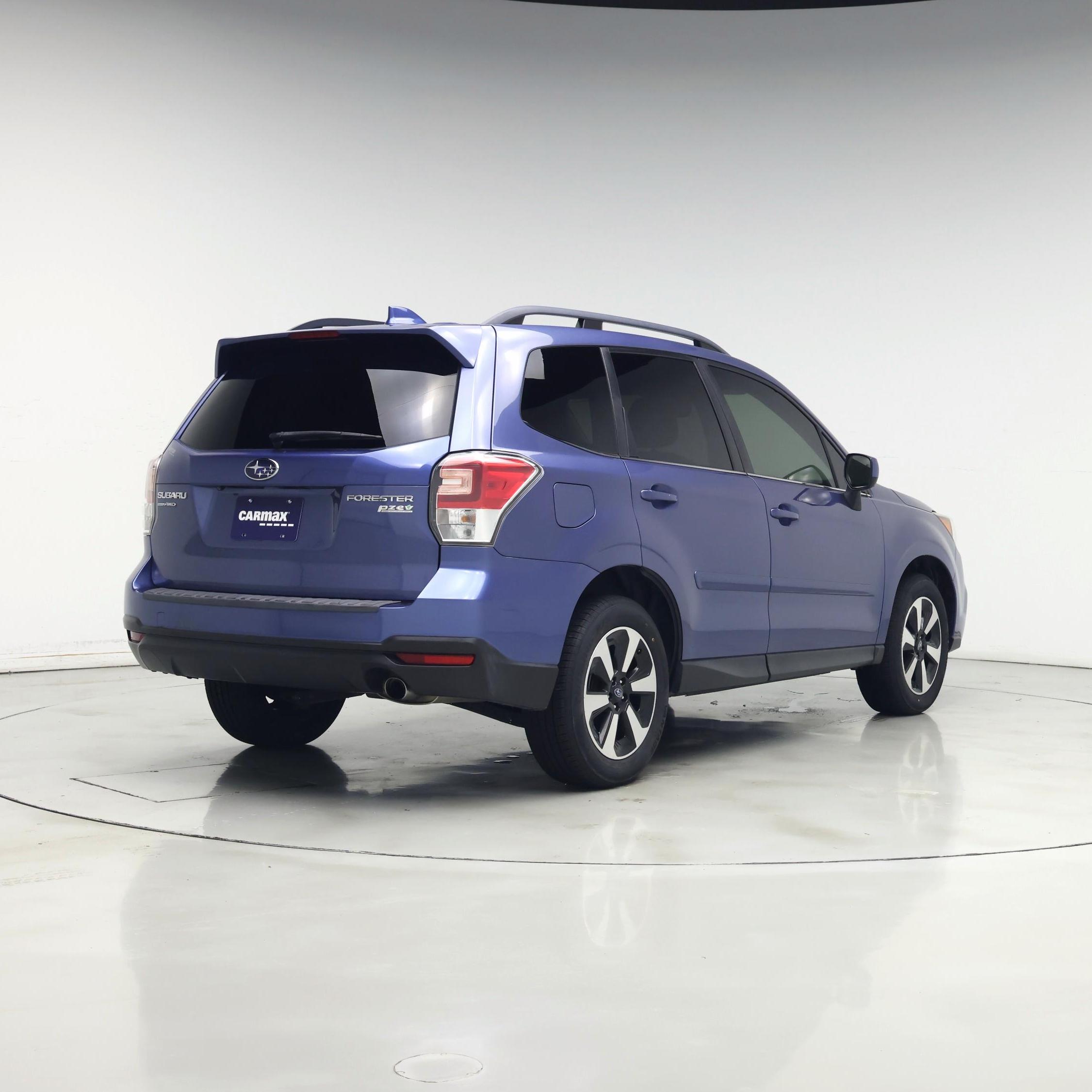 Thumbnail: 2017 Subaru Forester - 8