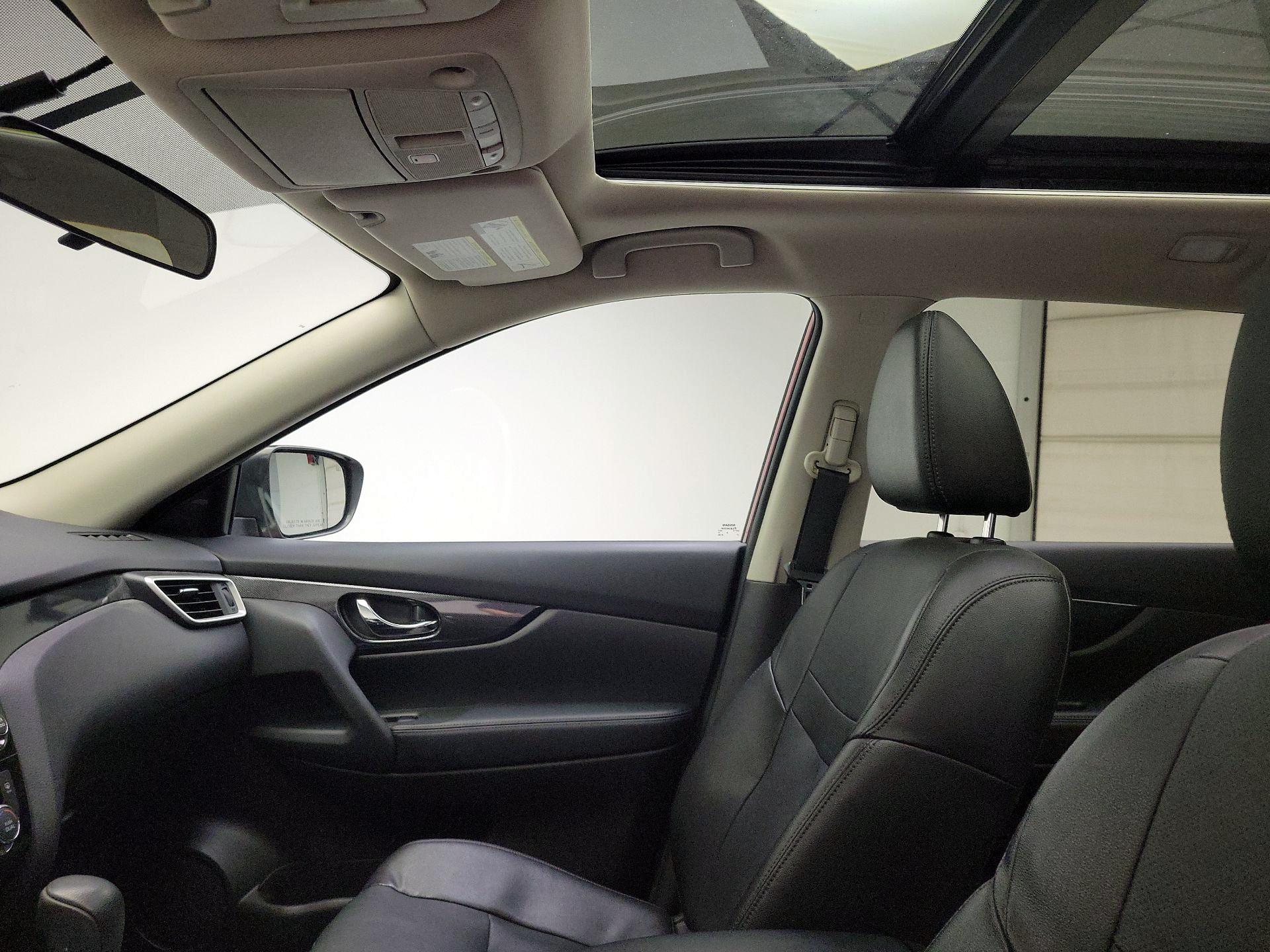 Thumbnail: 2016 Nissan Rogue - 20