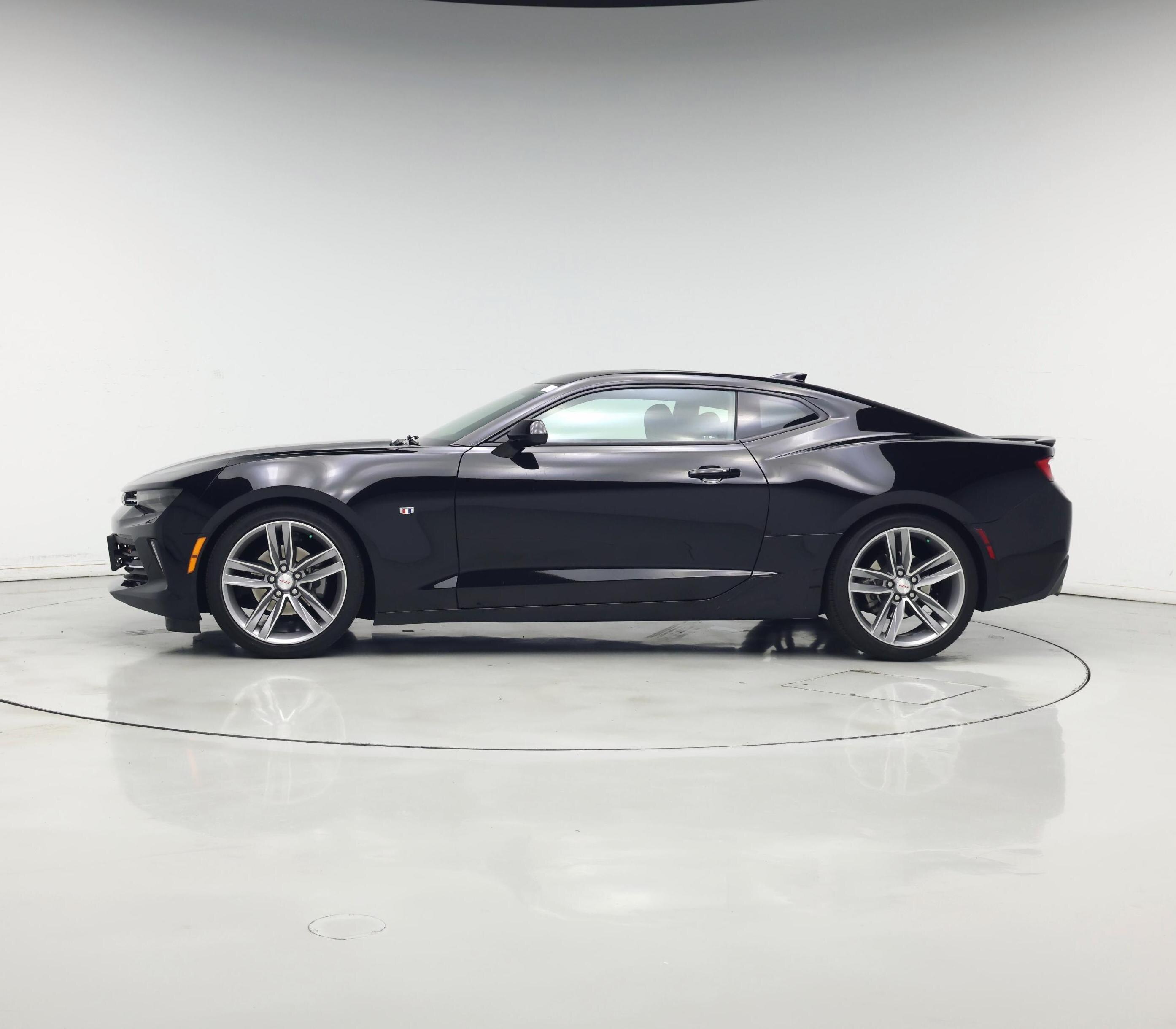 Thumbnail: 2018 Chevrolet Camaro - 3