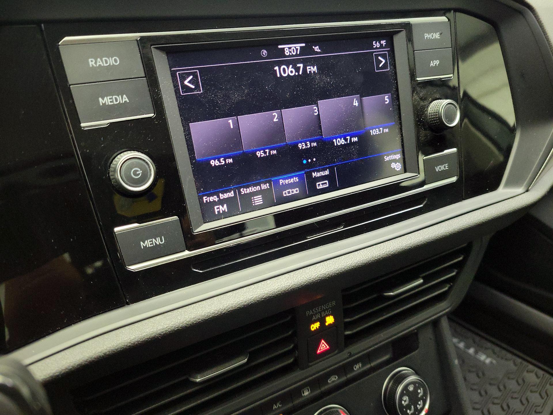 Thumbnail: 2024 Volkswagen Jetta - 15