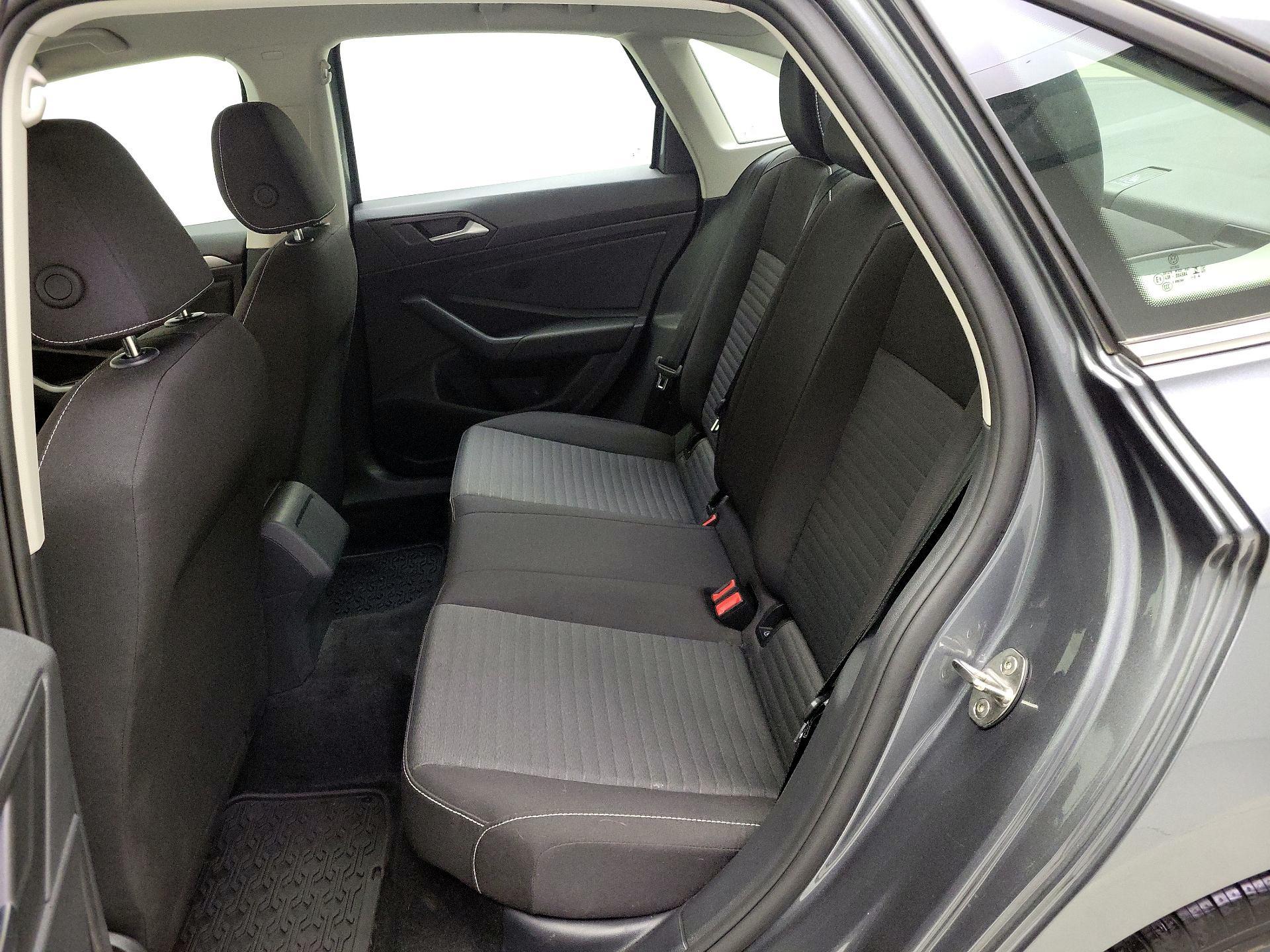 Thumbnail: 2024 Volkswagen Jetta - 19