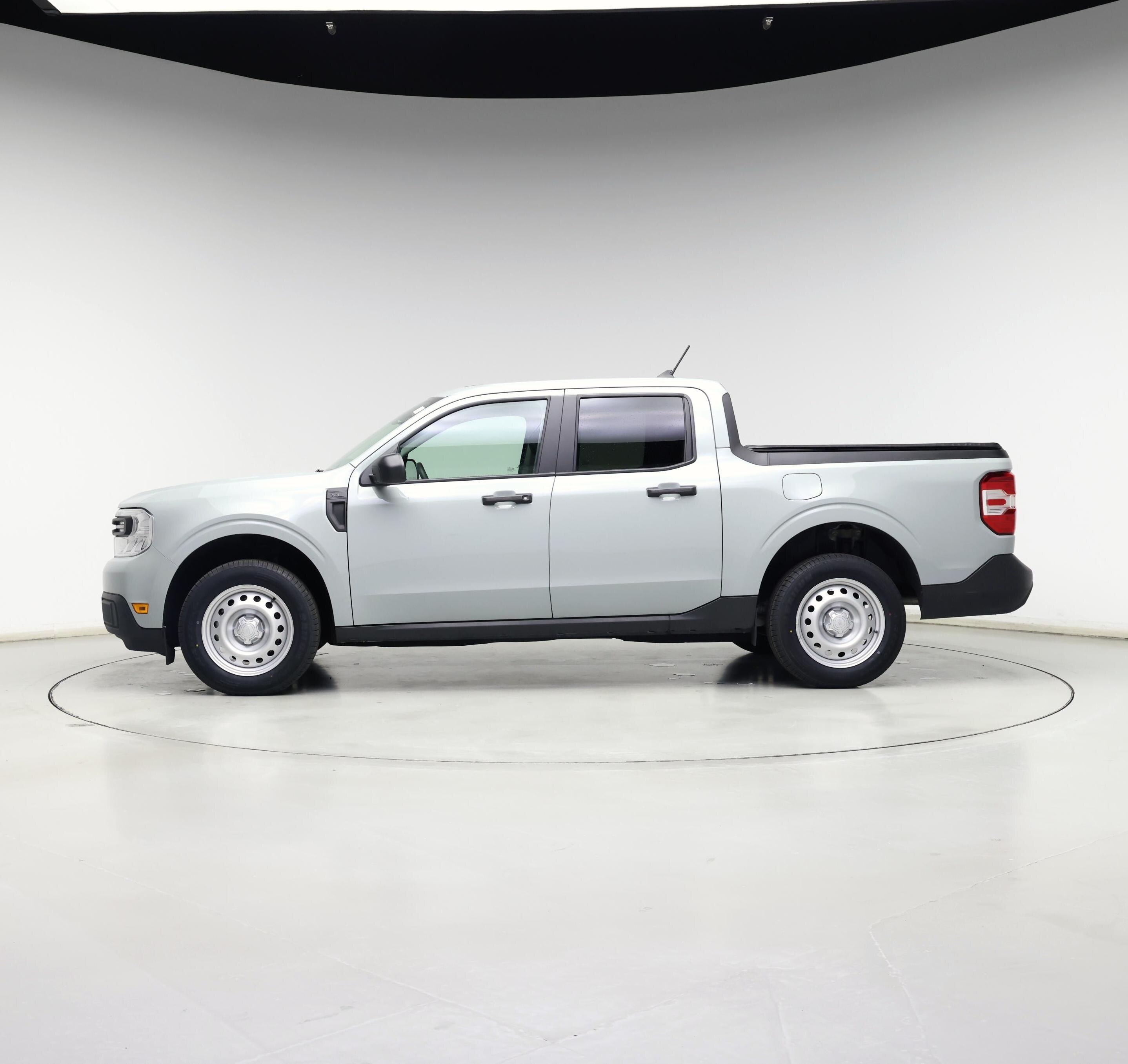 Thumbnail: 2022 Ford Maverick - 3