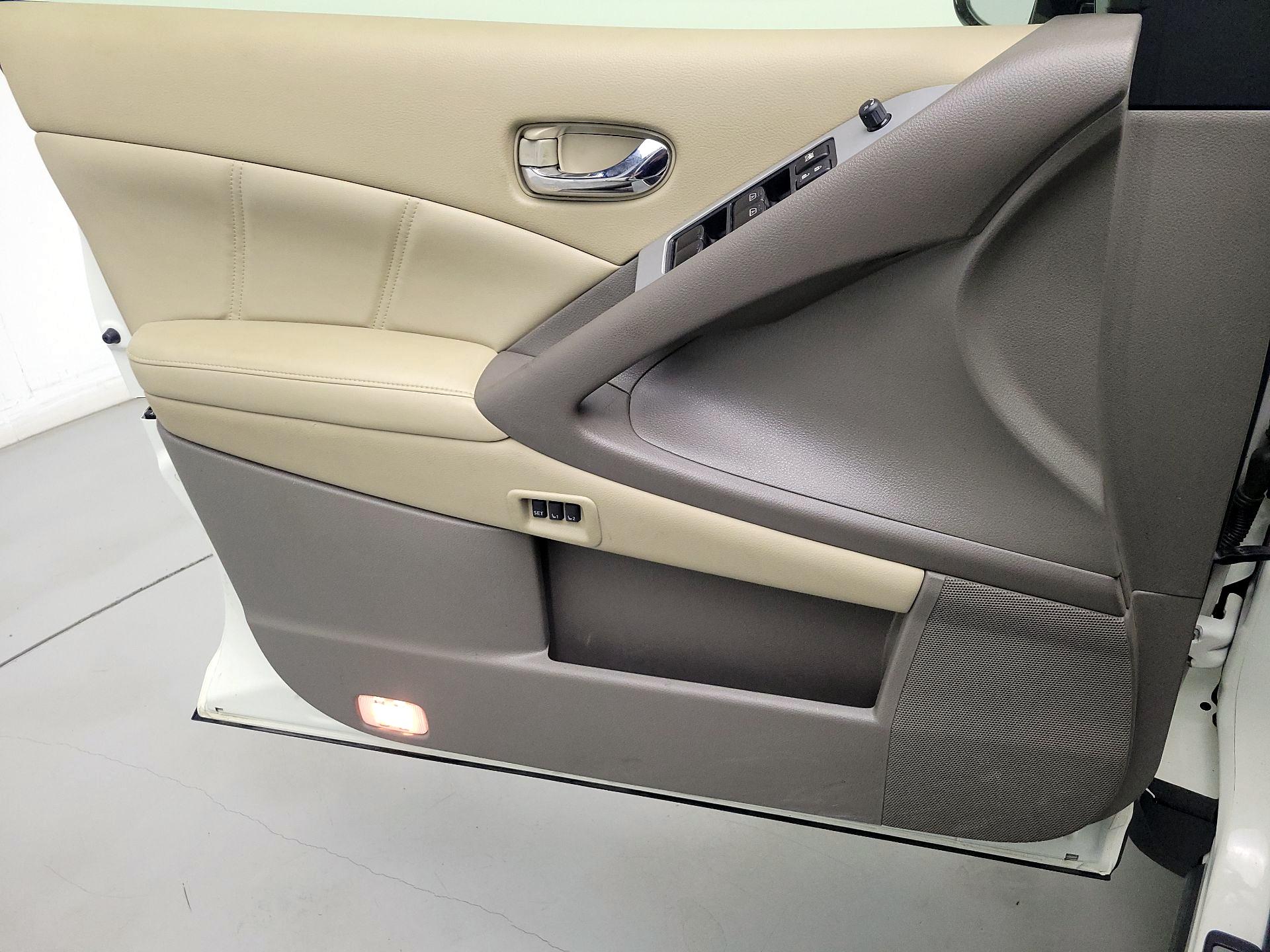 Thumbnail: 2014 Nissan Murano - 12