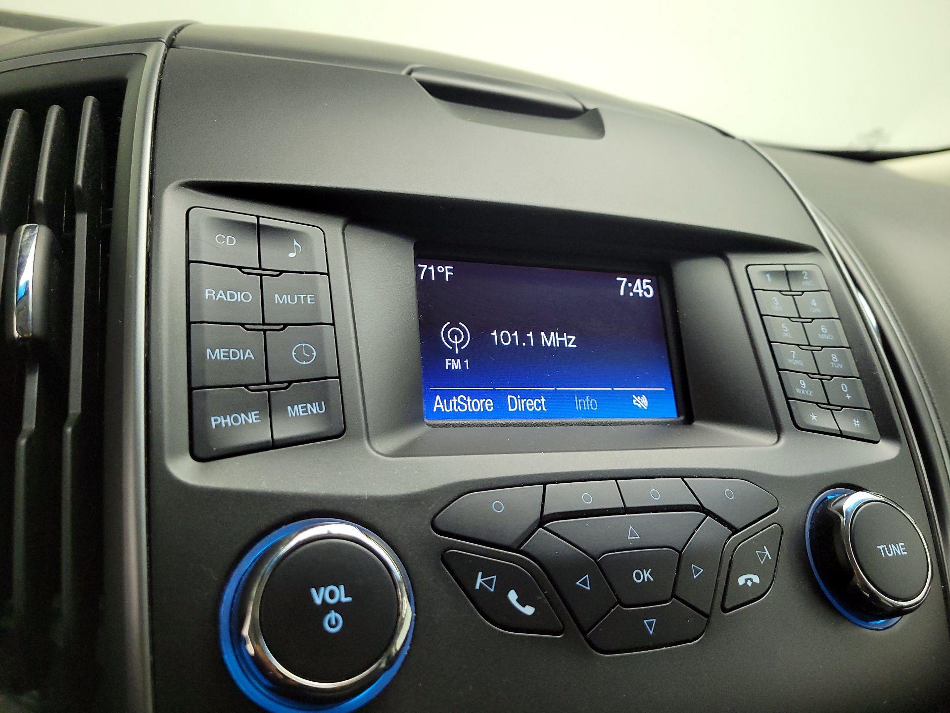 Thumbnail: 2016 Ford Edge - 15