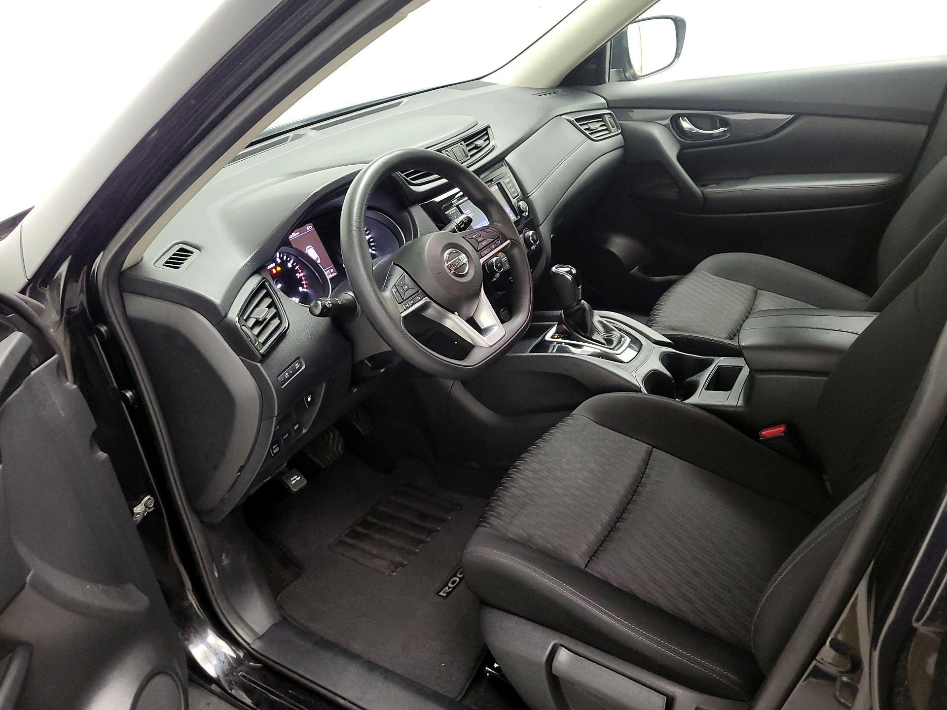 Thumbnail: 2018 Nissan Rogue - 11