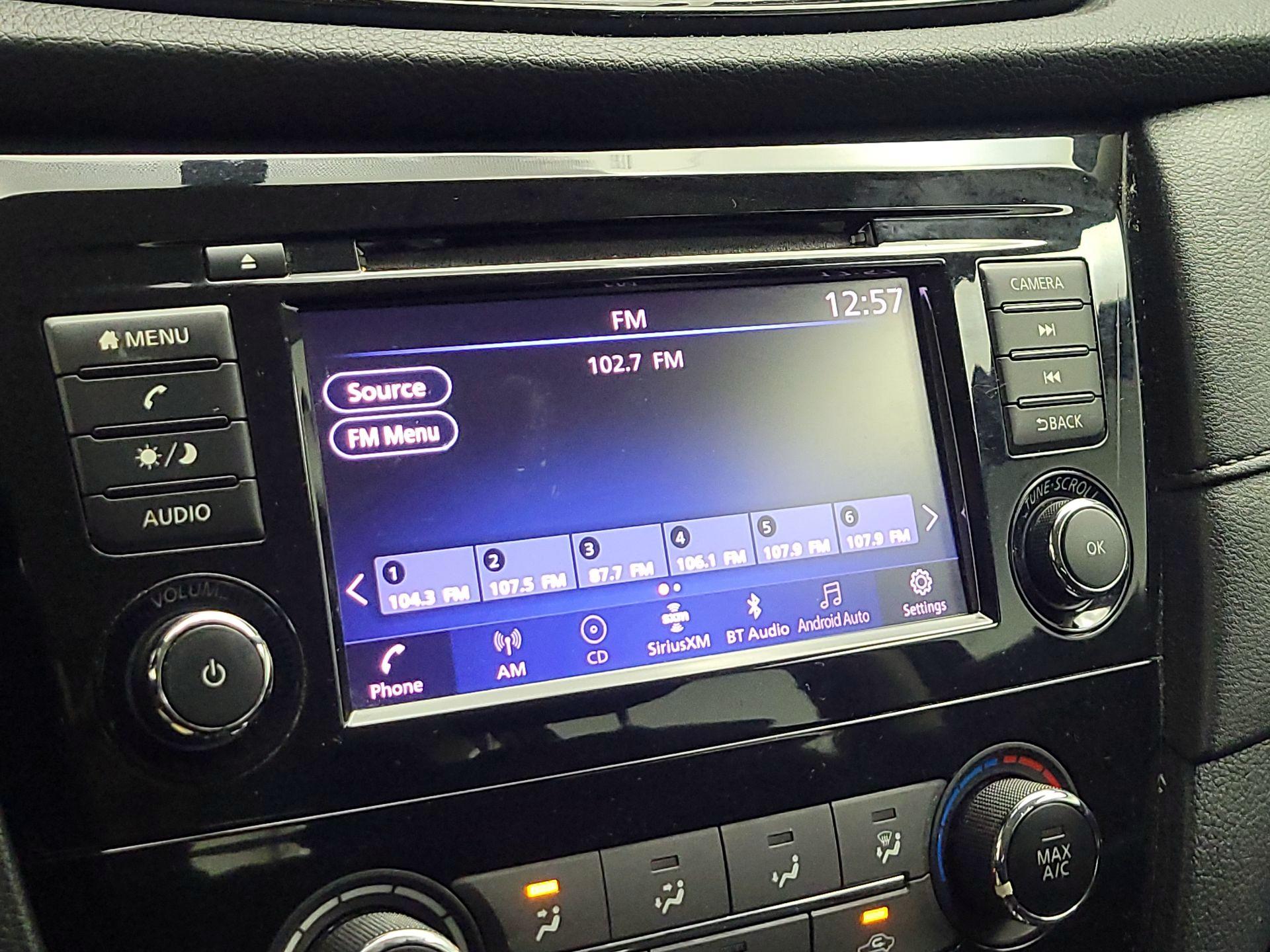 Thumbnail: 2018 Nissan Rogue - 15