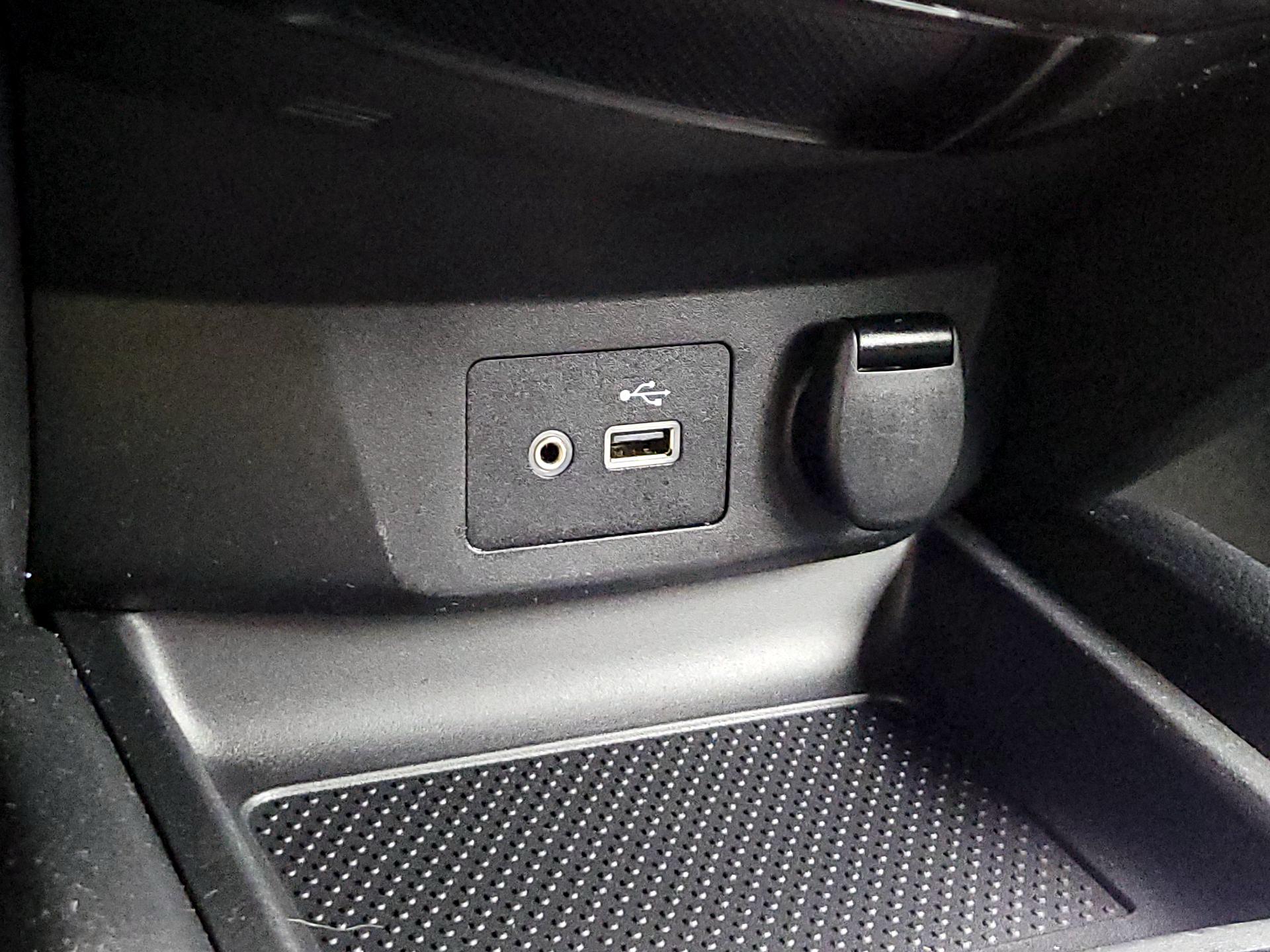 Thumbnail: 2018 Nissan Rogue - 18