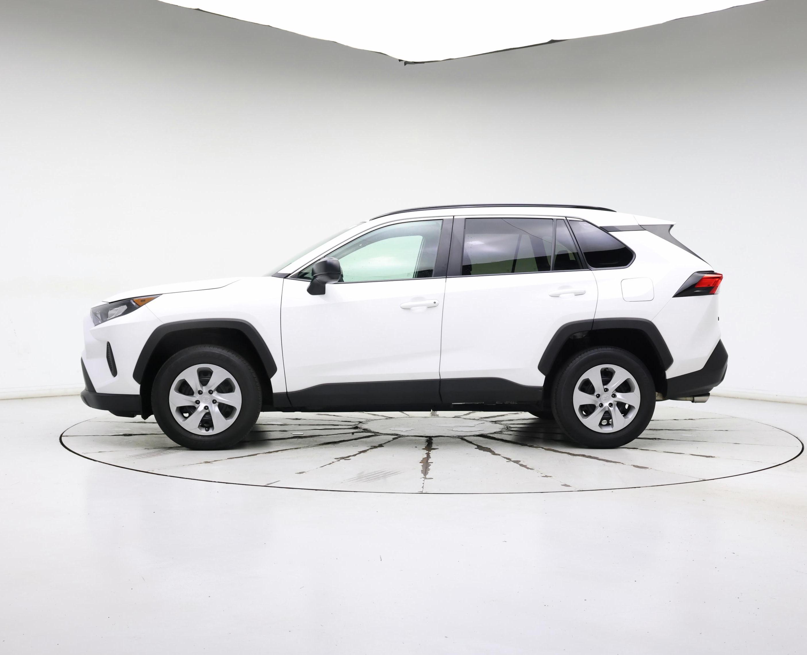 Thumbnail: 2020 Toyota RAV4 - 3