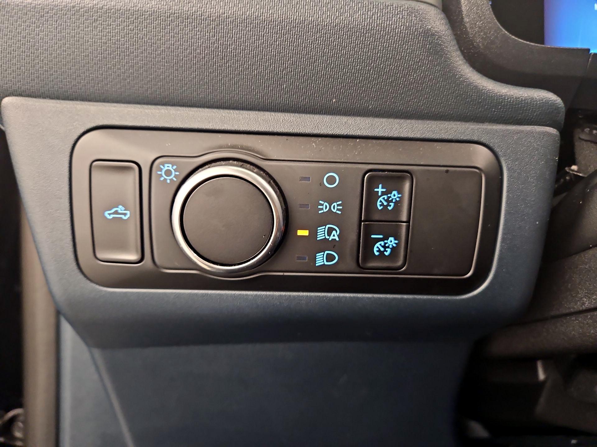 Thumbnail: 2025 Ford Maverick - 13