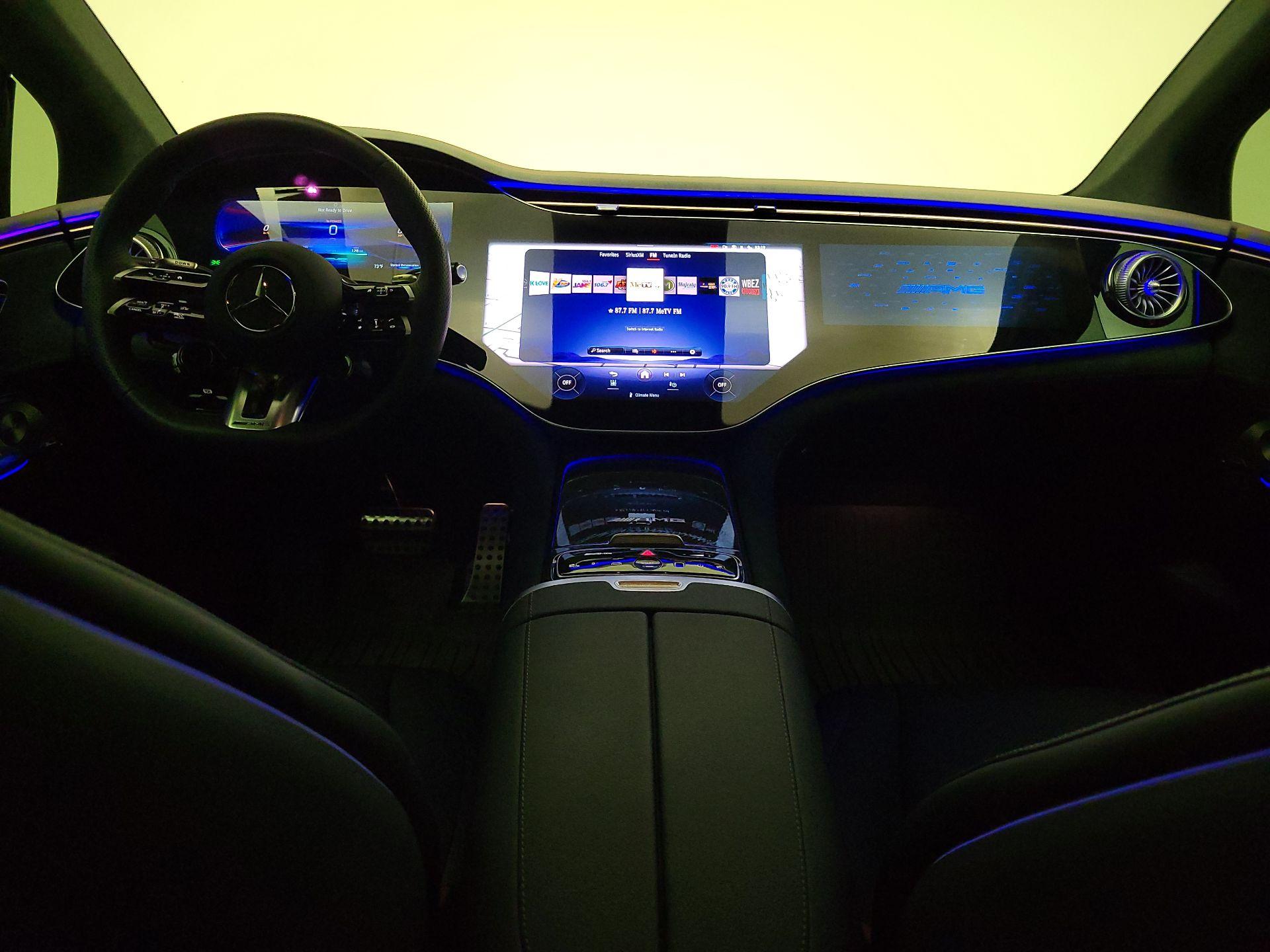 Thumbnail: 2025 Mercedes-Benz EQE - 9