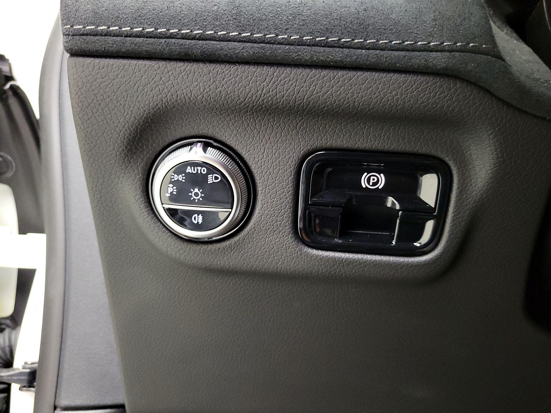 Thumbnail: 2025 Mercedes-Benz EQE - 13