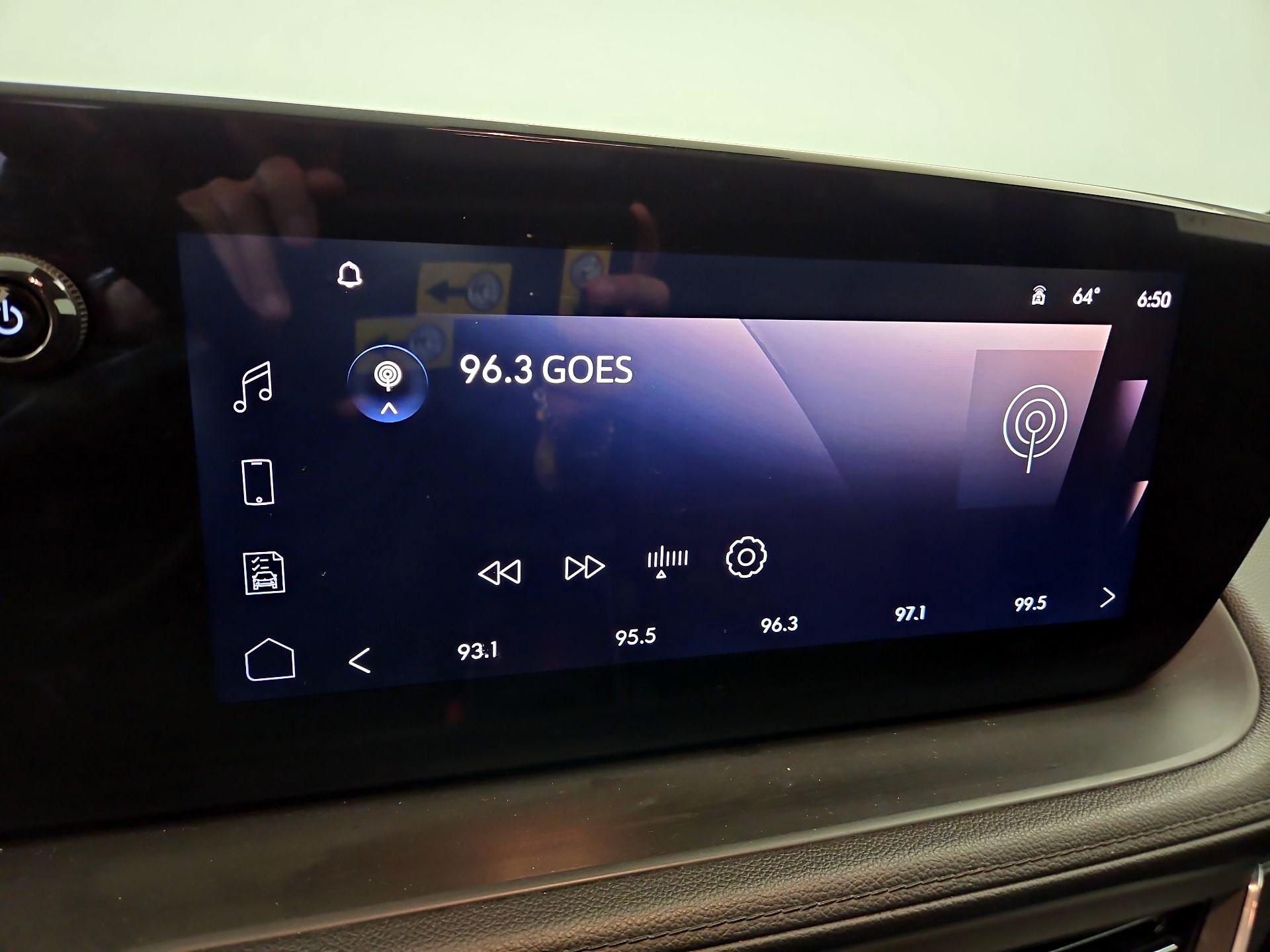 Thumbnail: 2024 Buick Encore GX - 15