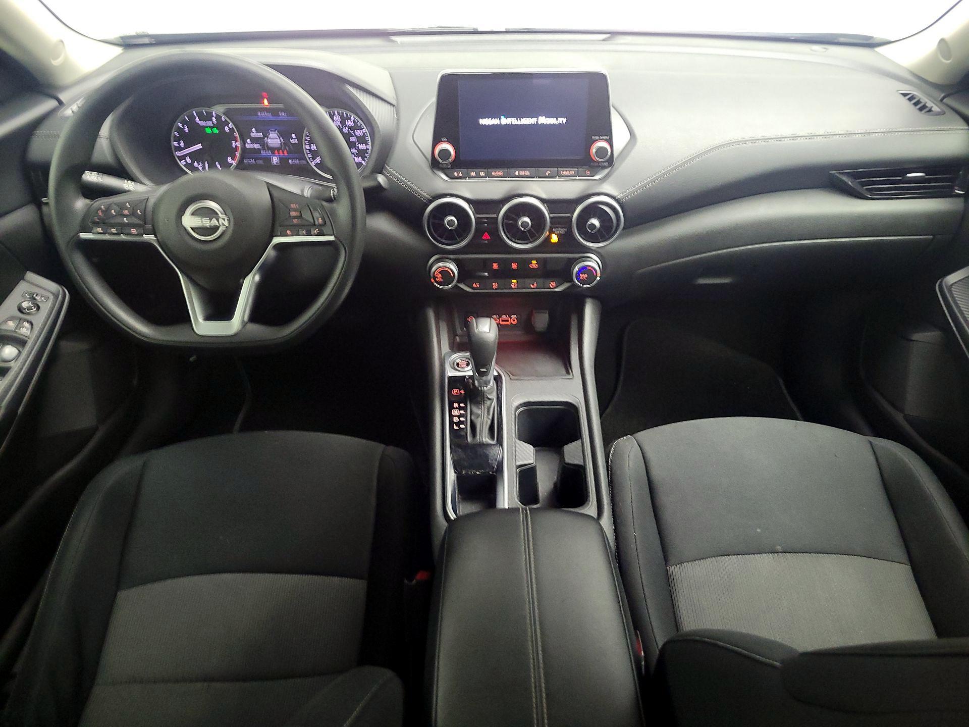 Thumbnail: 2024 Nissan Sentra - 9