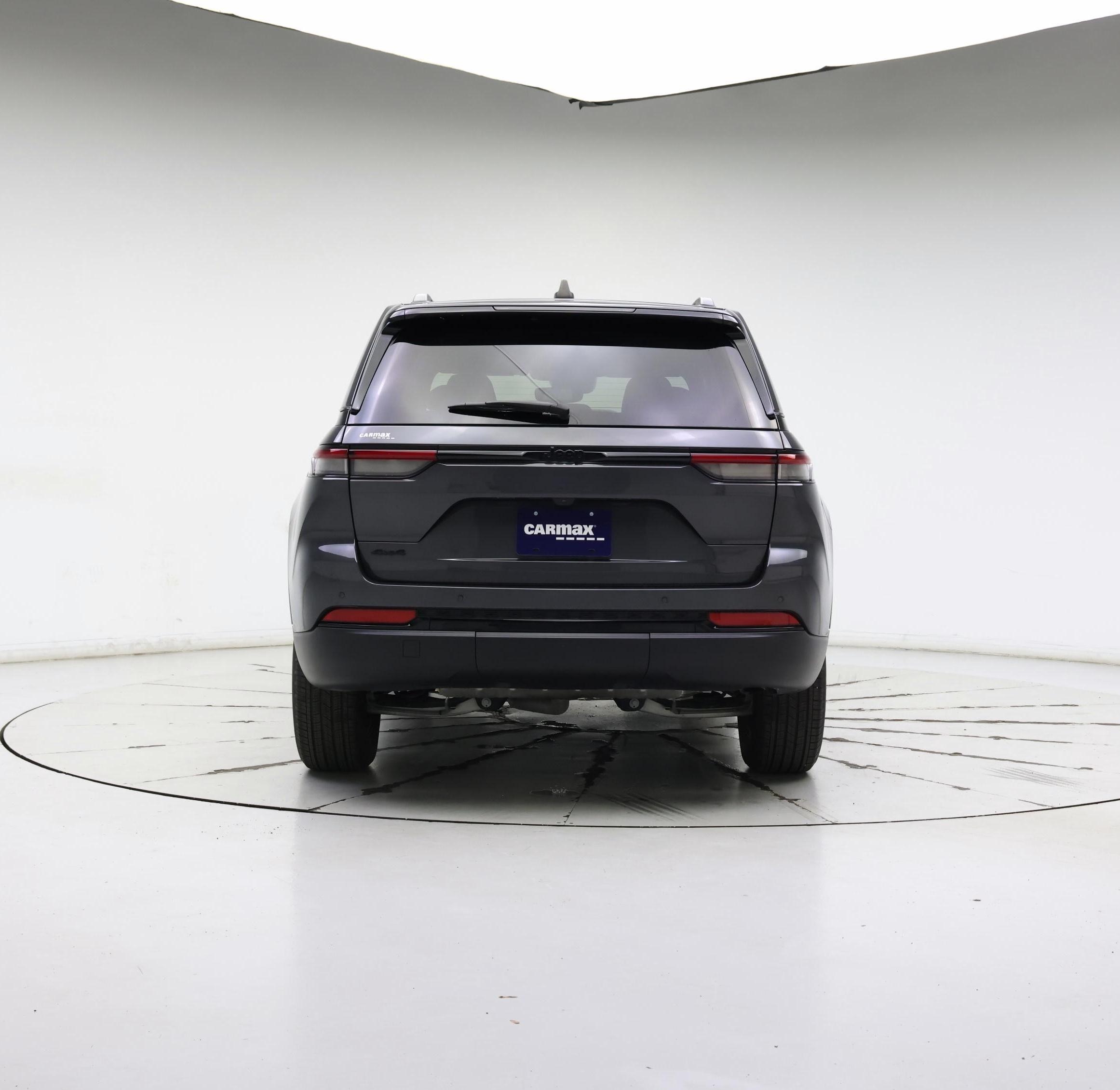 Thumbnail: 2024 Jeep Grand Cherokee - 6
