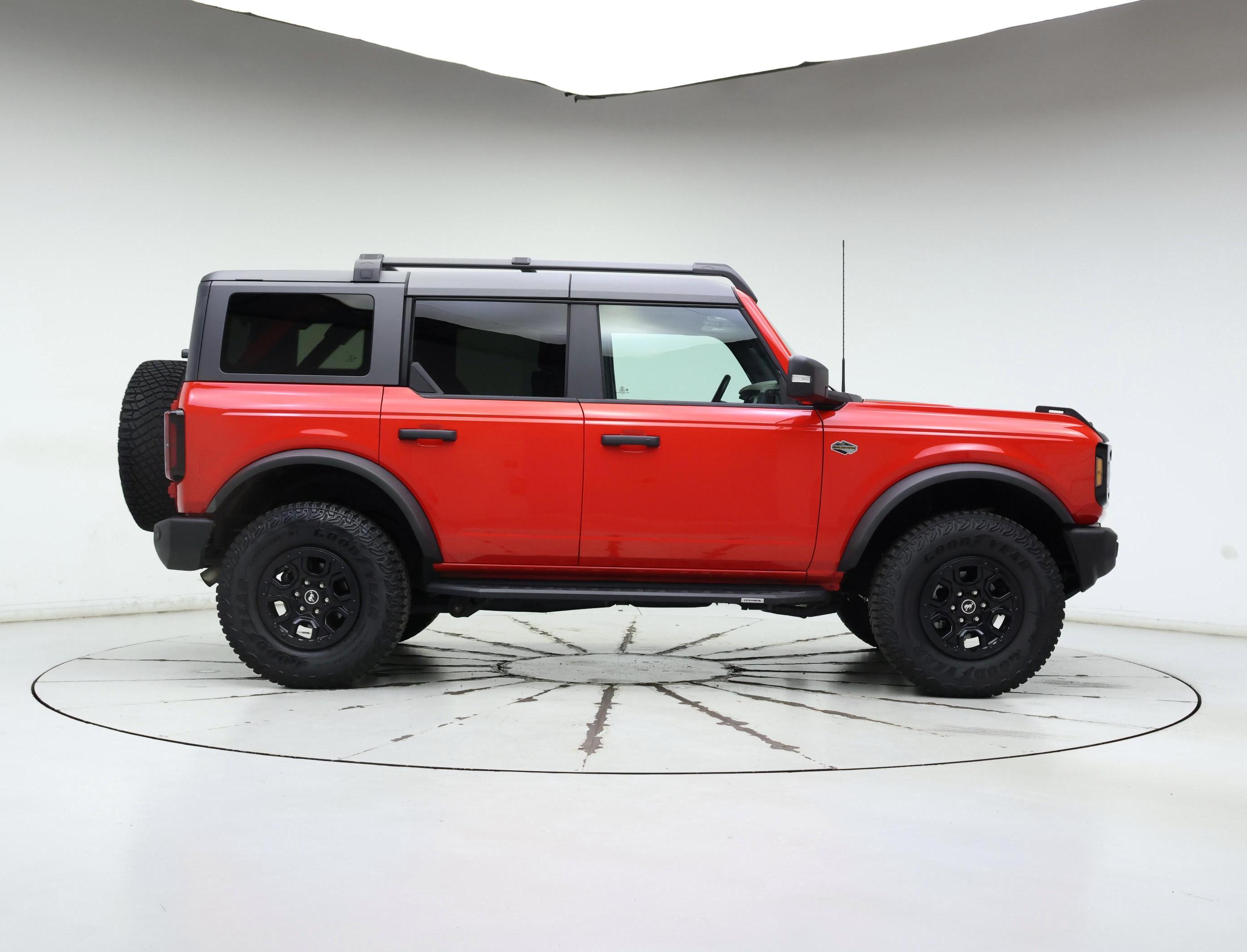 Thumbnail: 2022 Ford Bronco - 7