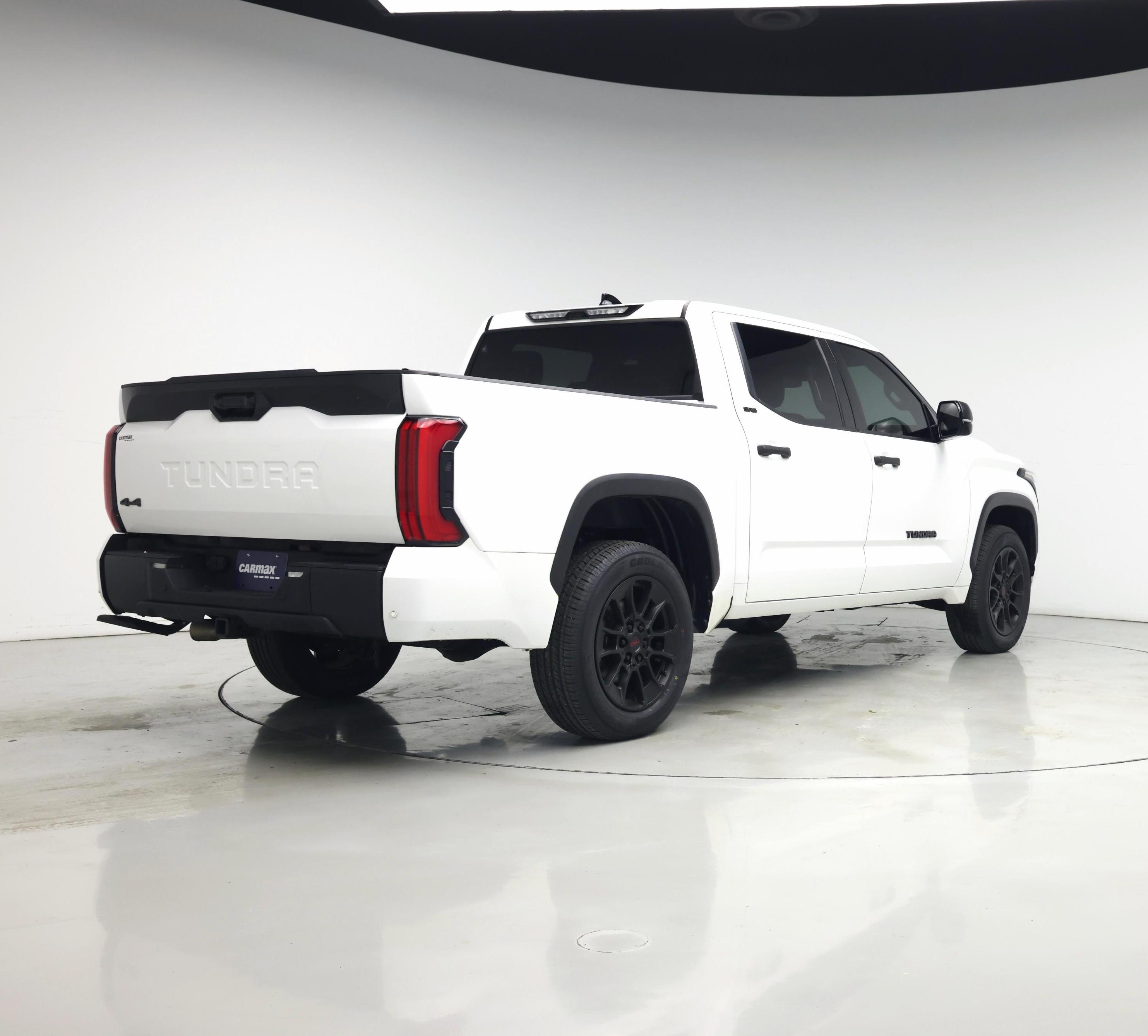 Thumbnail: 2022 Toyota Tundra - 8