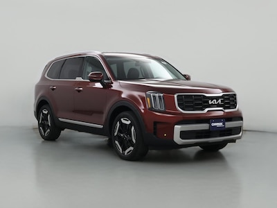 Red 2023 Kia Telluride S