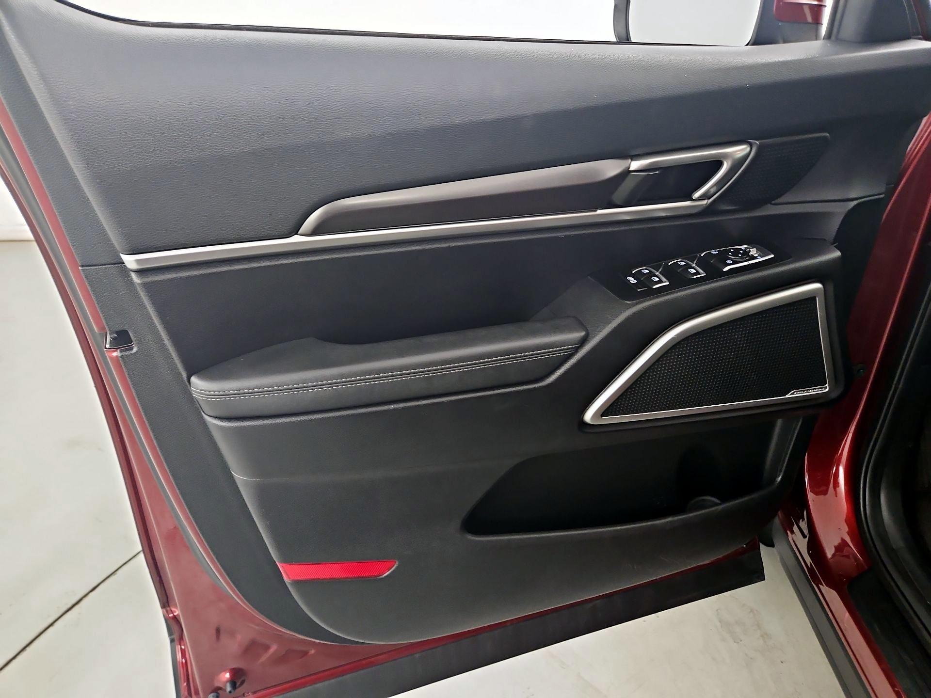 Thumbnail: 2023 Kia Telluride - 12