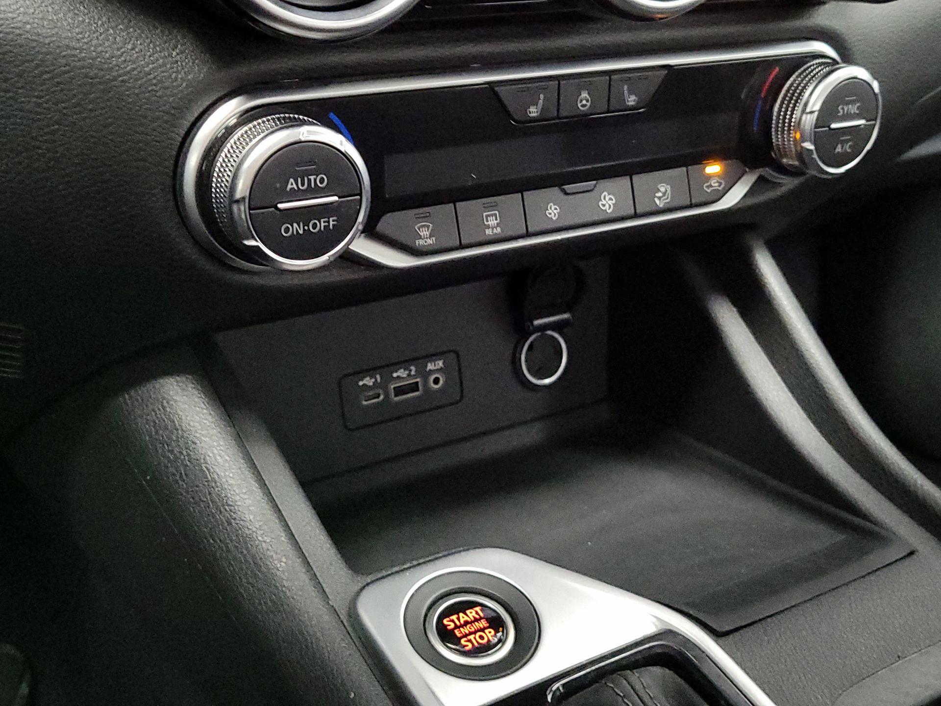 Thumbnail: 2023 Nissan Sentra - 18