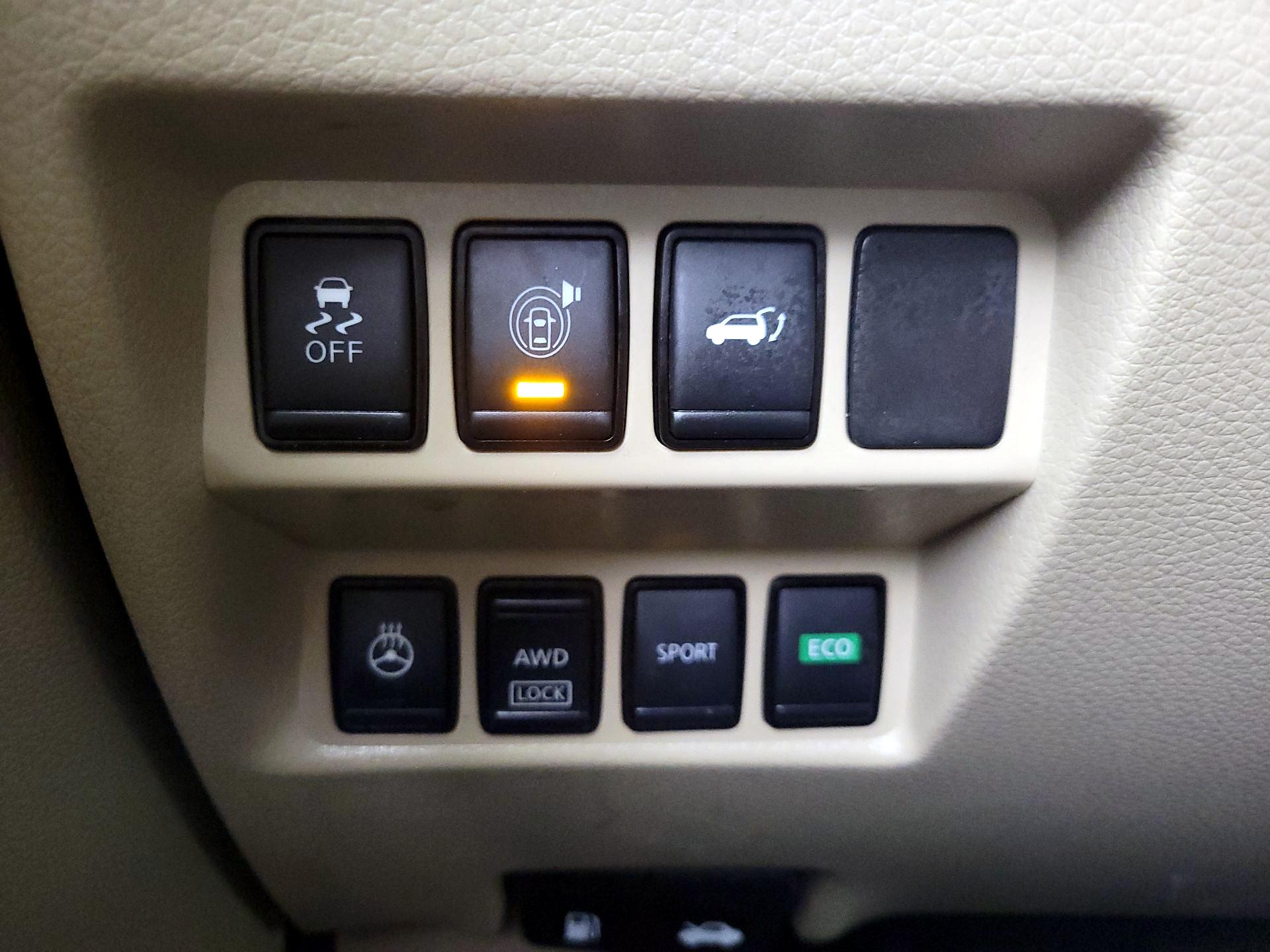 Thumbnail: 2017 Nissan Rogue - 13