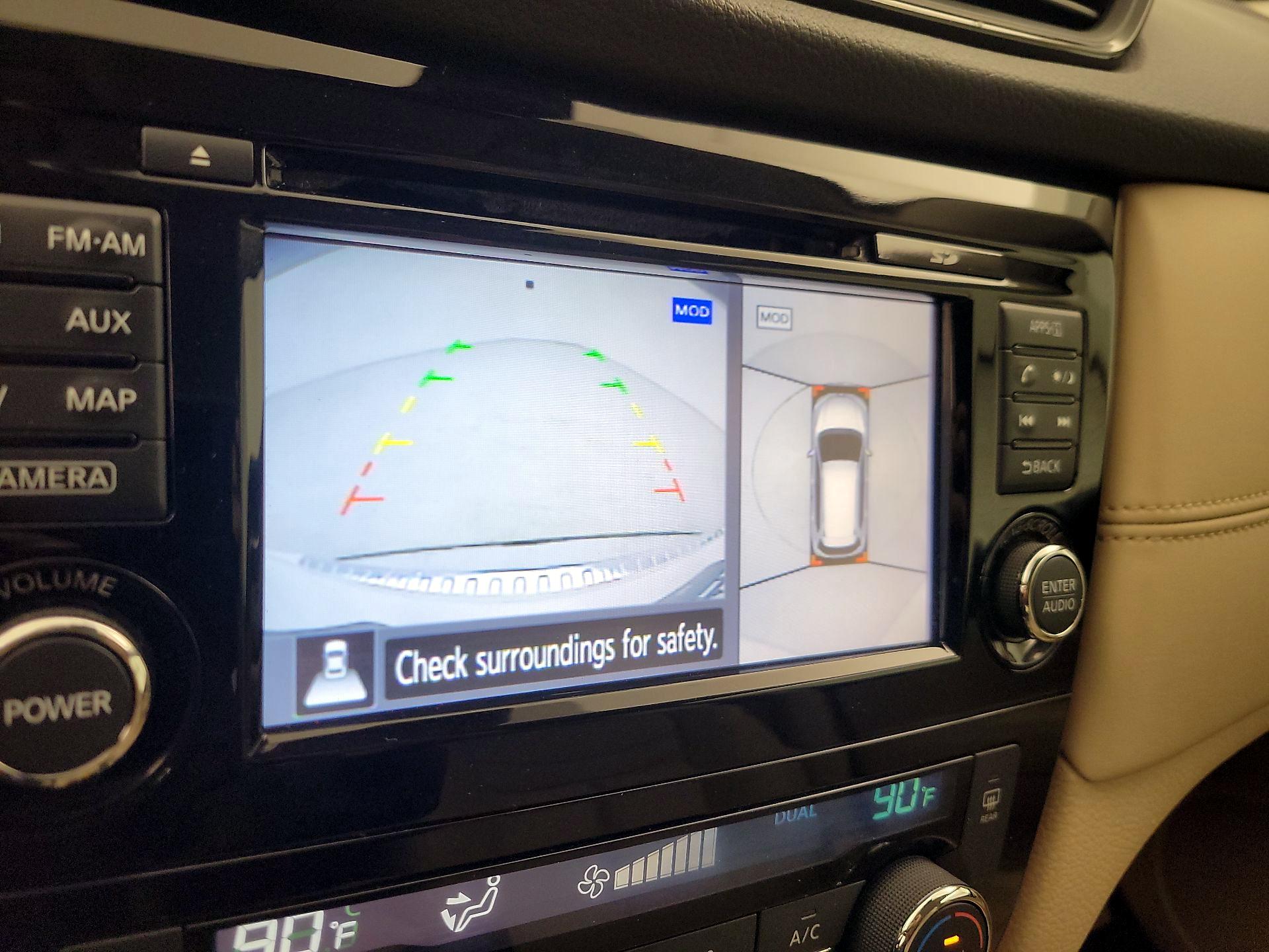 Thumbnail: 2017 Nissan Rogue - 15