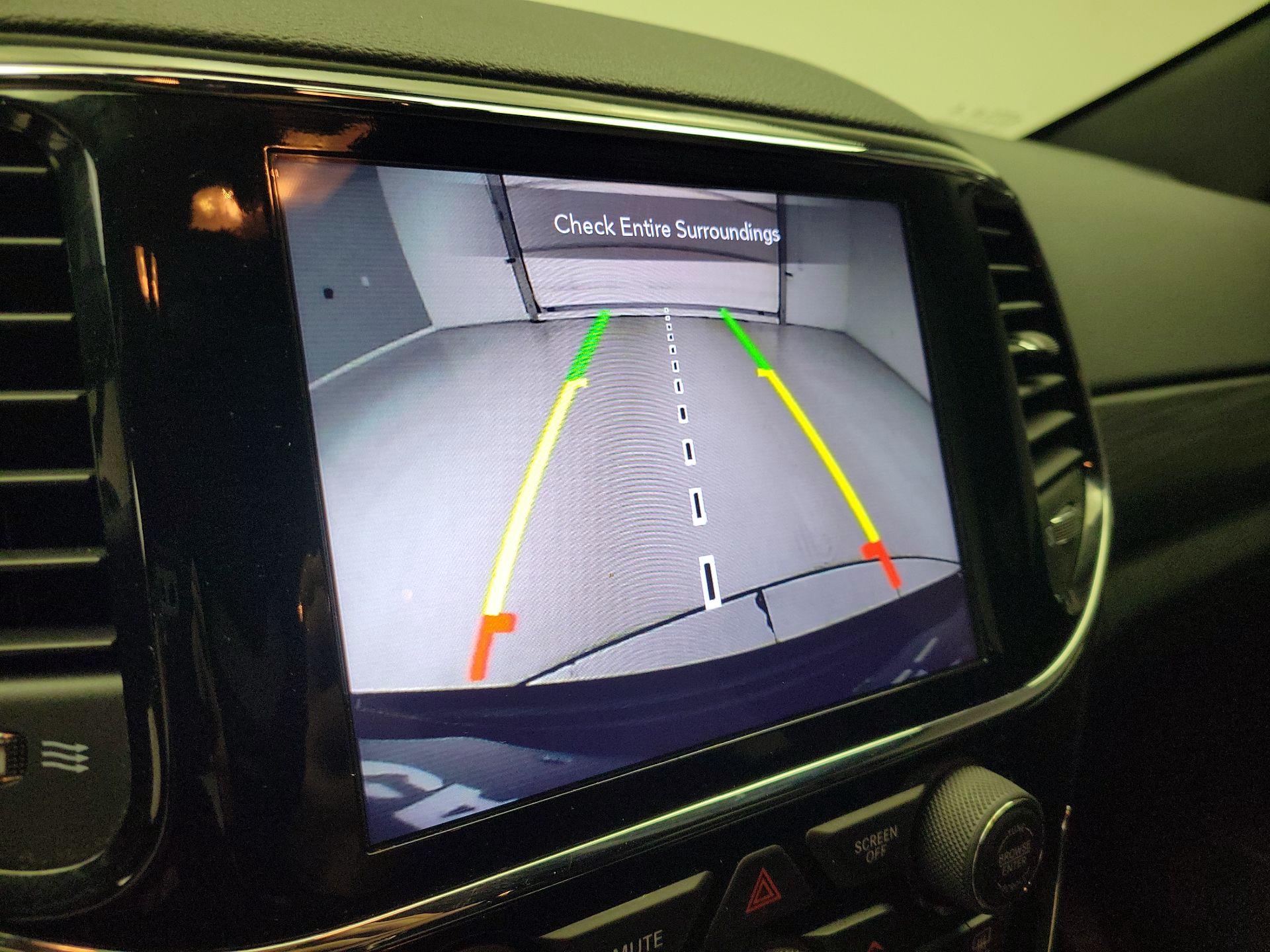 Thumbnail: 2020 Jeep Grand Cherokee - 15