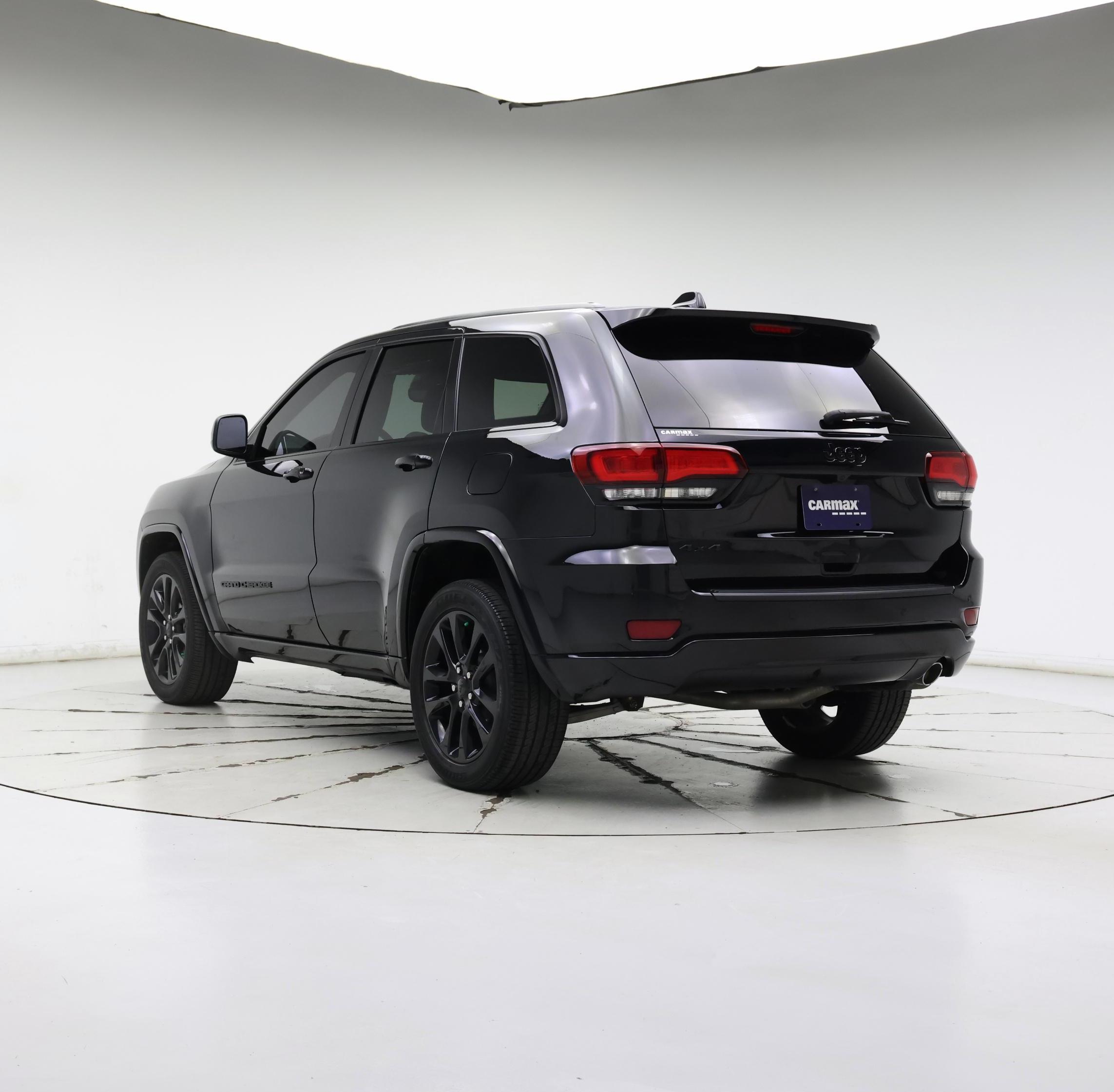 Thumbnail: 2020 Jeep Grand Cherokee - 2