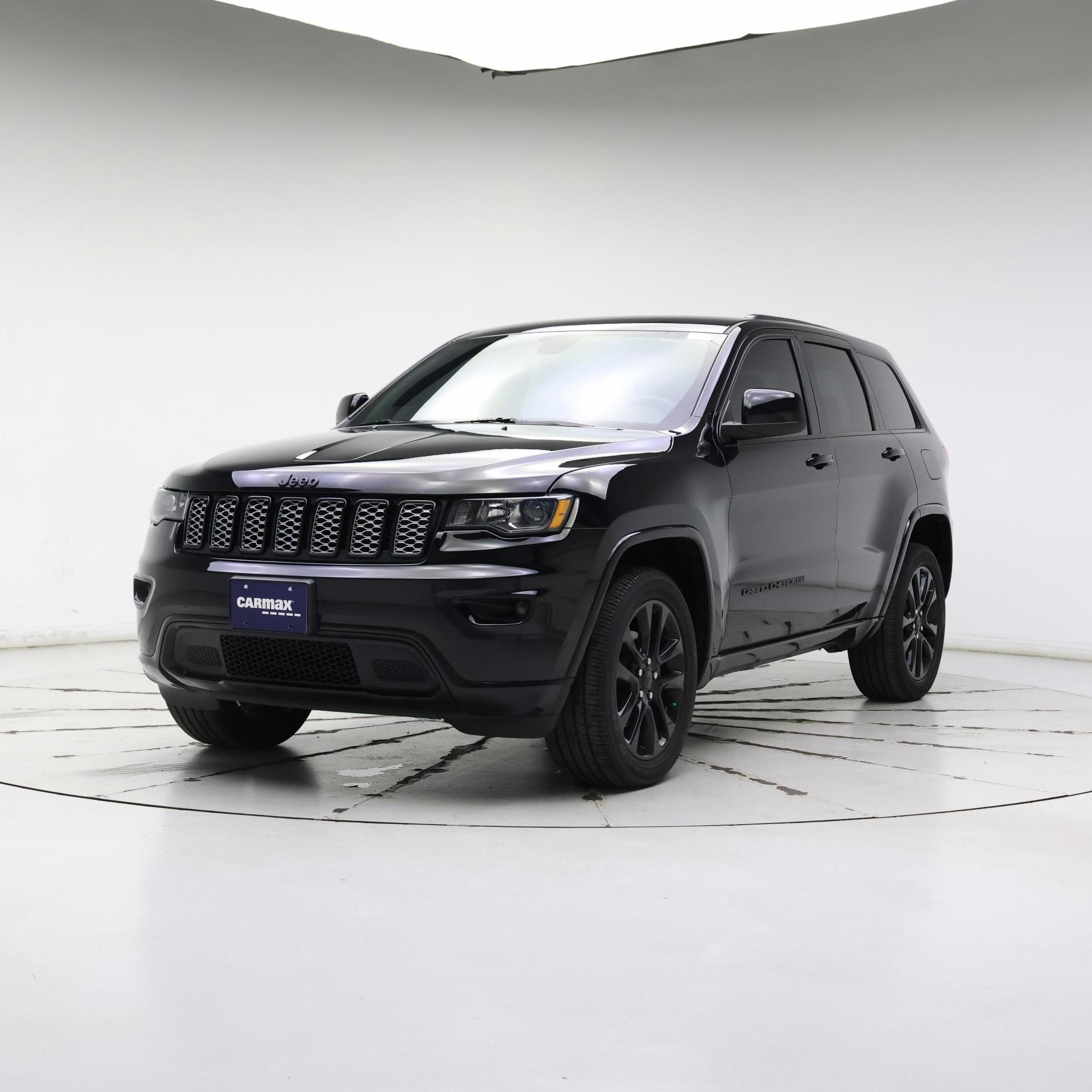 Thumbnail: 2020 Jeep Grand Cherokee - 4