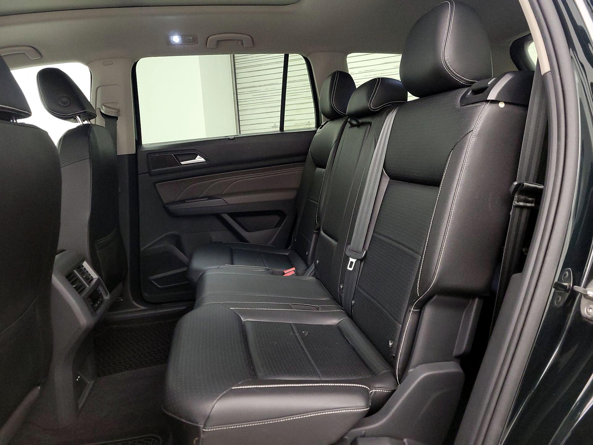 Thumbnail: 2021 Volkswagen Atlas - 20