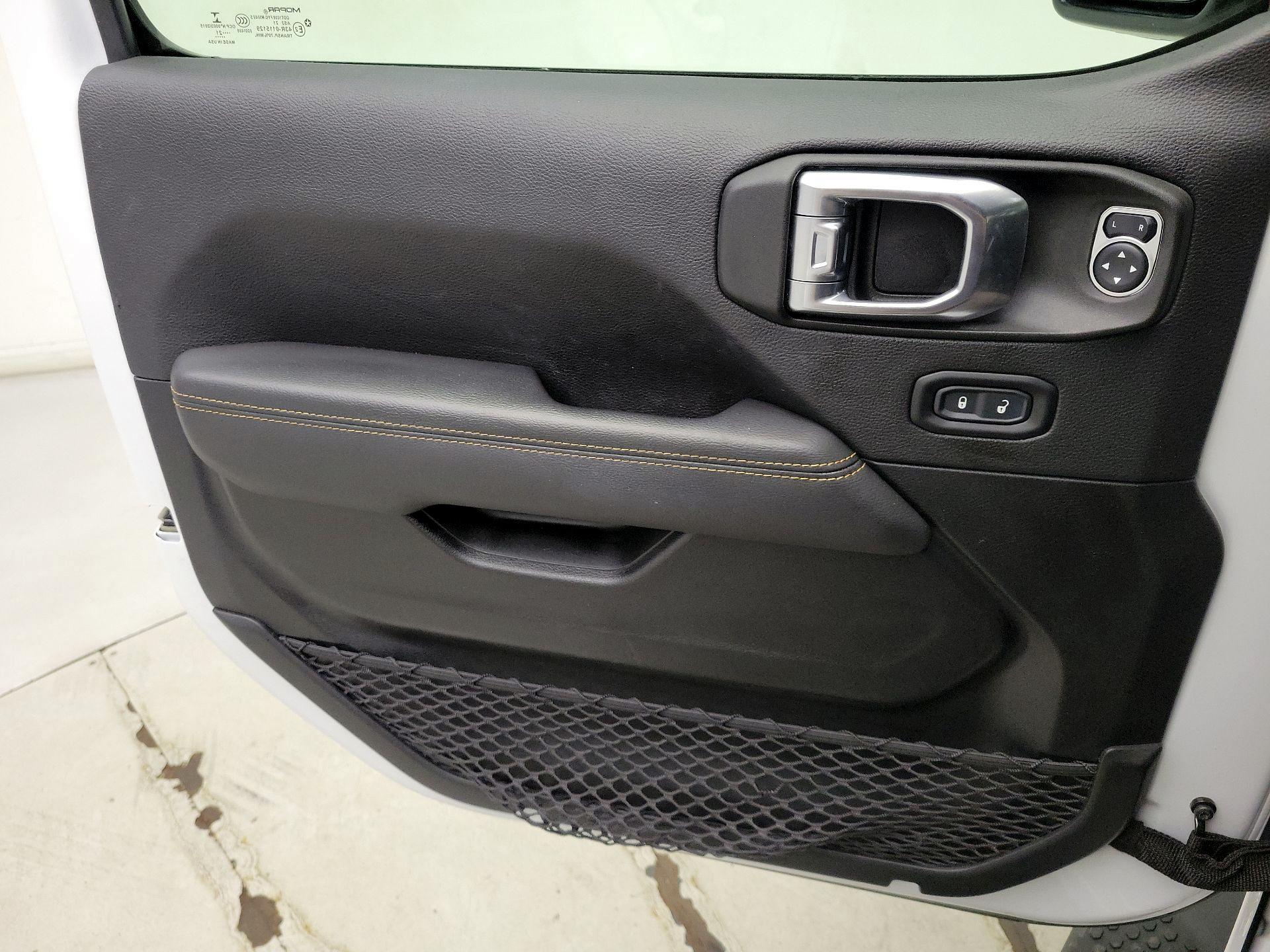 Thumbnail: 2021 Jeep Wrangler - 12